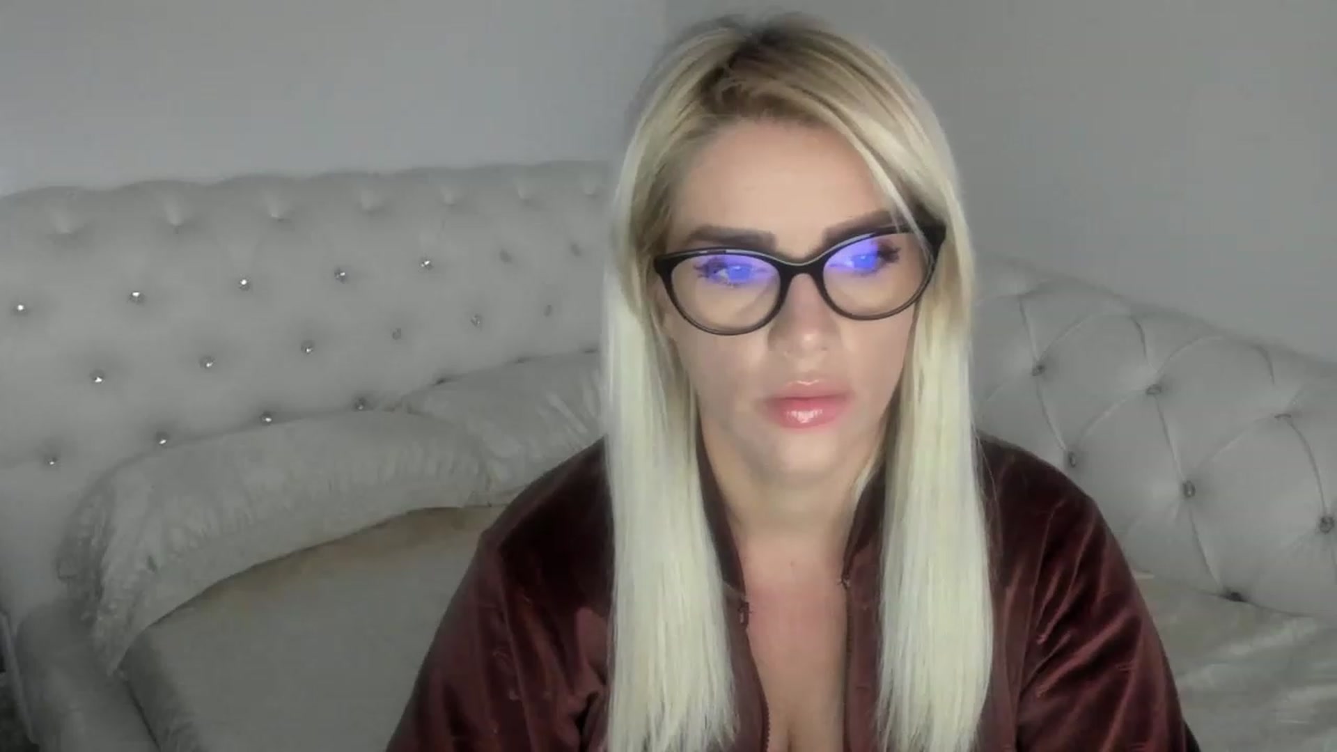 Gallery image thumbnail from Allesia_'s myfreecams stream on, 01/12/2023, 11:58 image 8 of 20