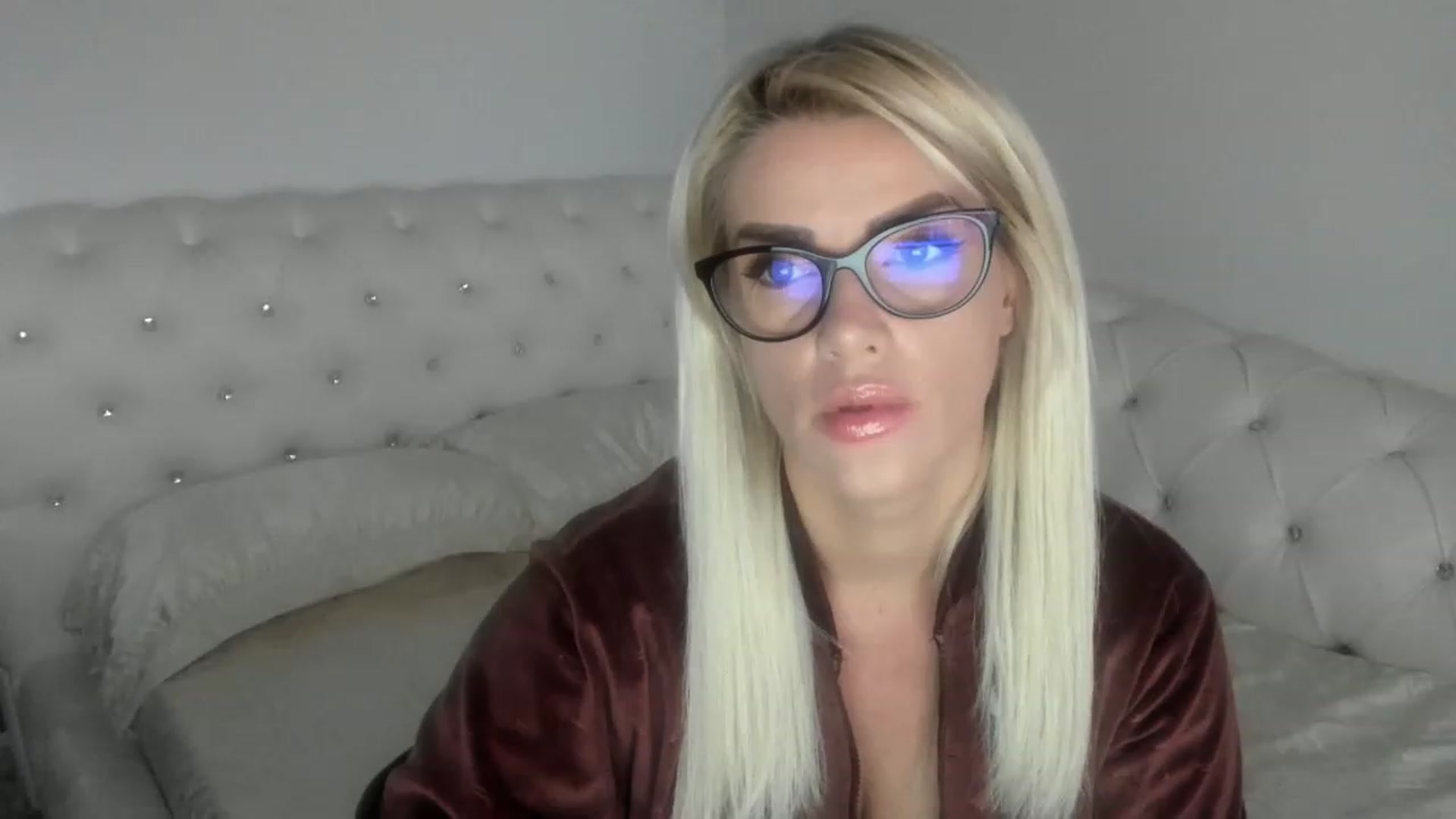 Gallery image thumbnail from Allesia_'s myfreecams stream on, 01/12/2023, 11:58 image 4 of 20