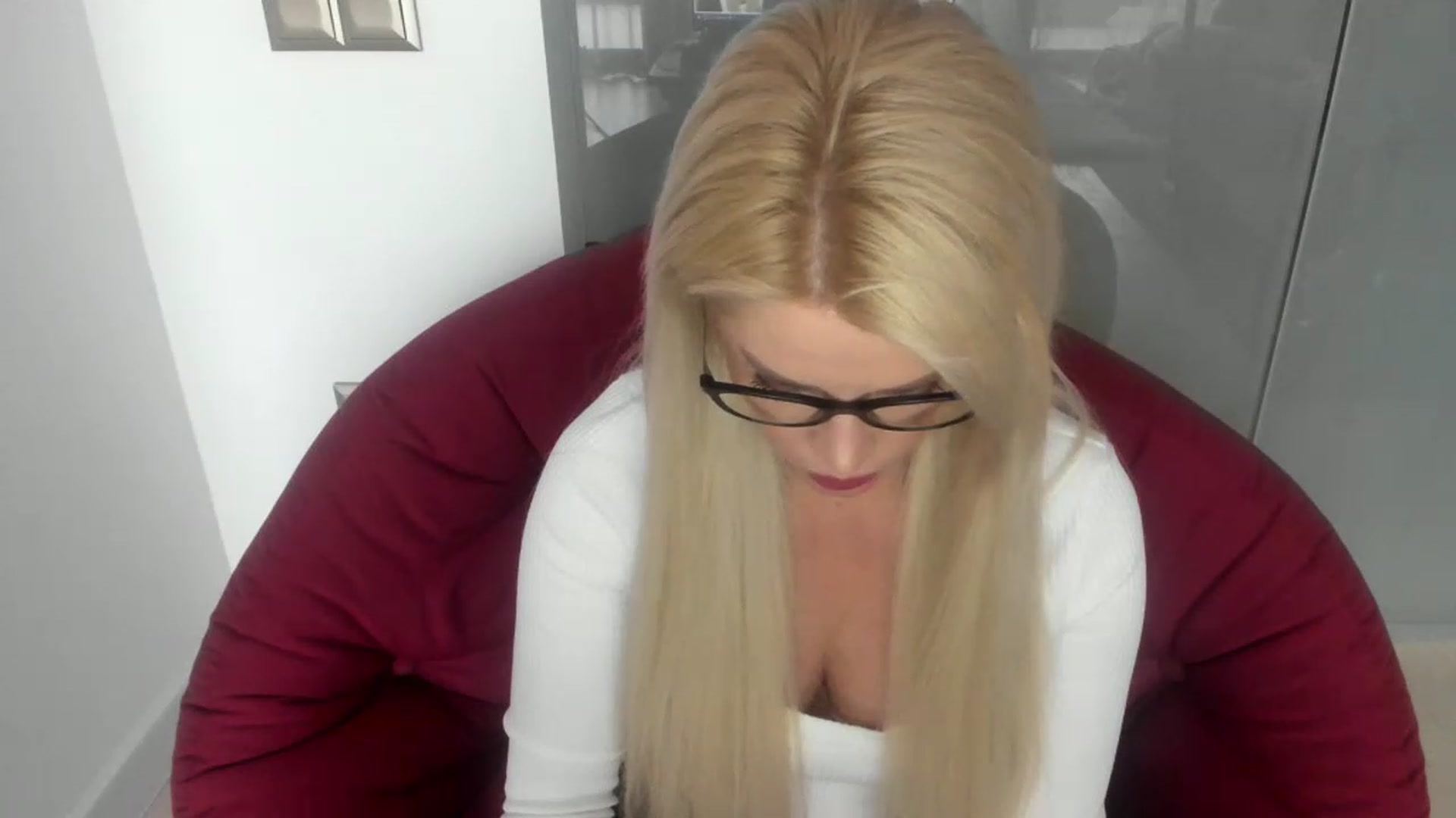Gallery image thumbnail from Allesia_'s myfreecams stream on, 01/23/2023, 12:35 image 19 of 20