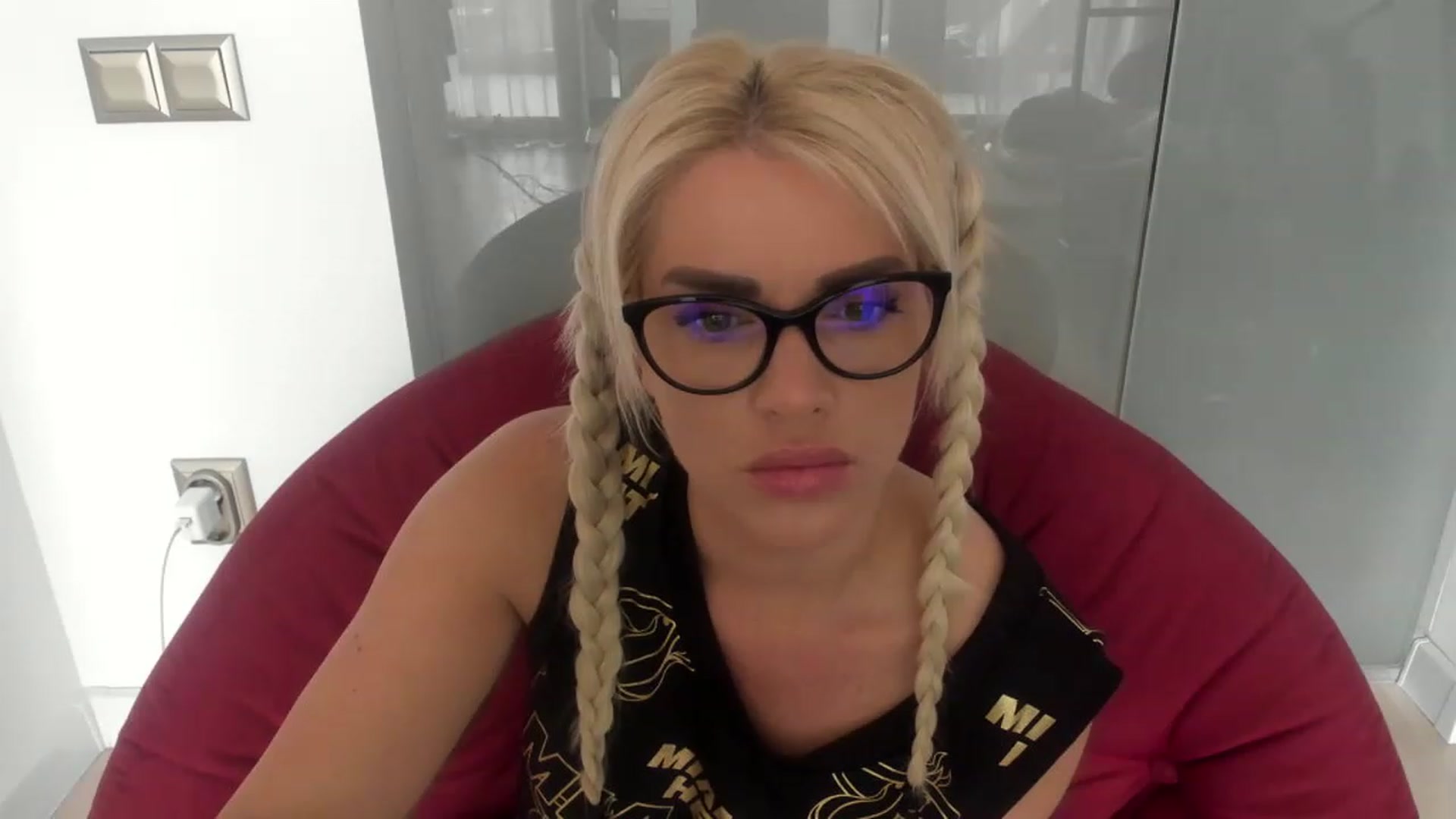 Gallery image thumbnail from Allesia_'s myfreecams stream on, 02/02/2023, 12:00 image 7 of 20