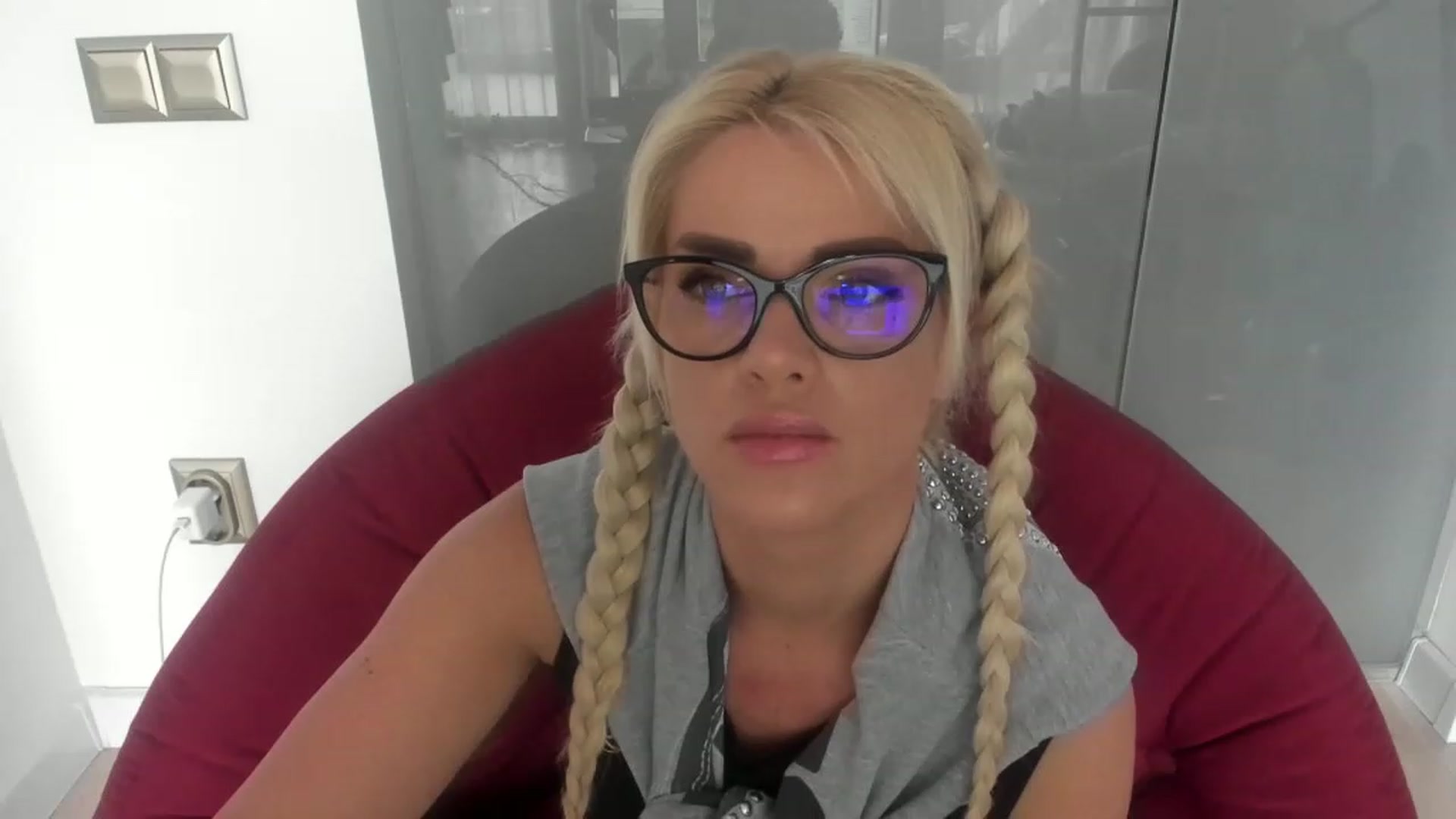 Gallery image thumbnail from Allesia_'s myfreecams stream on, 02/02/2023, 12:00 image 18 of 20