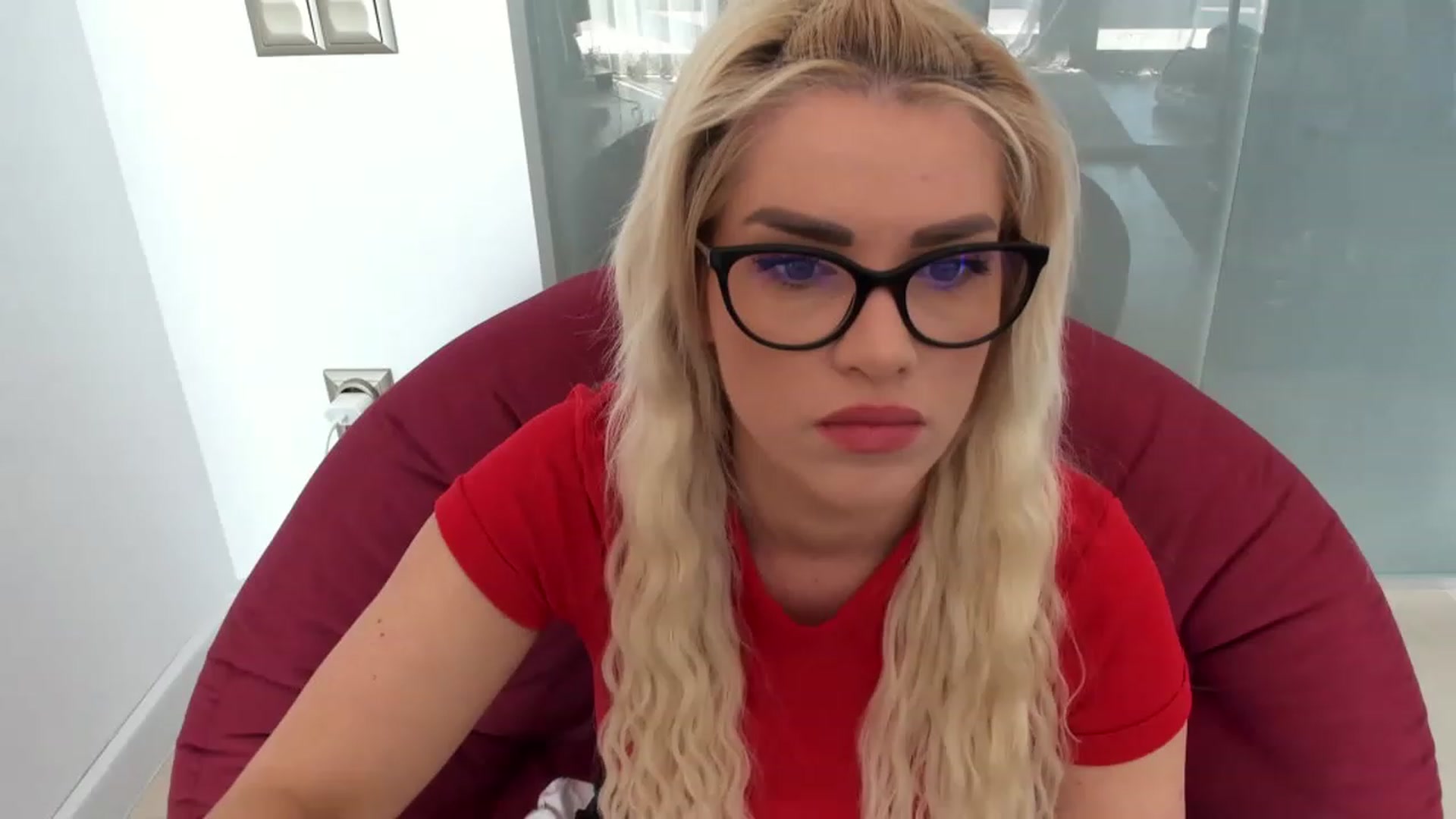 Gallery image thumbnail from Allesia_'s myfreecams stream on, 02/15/2023, 11:53 image 1 of 20