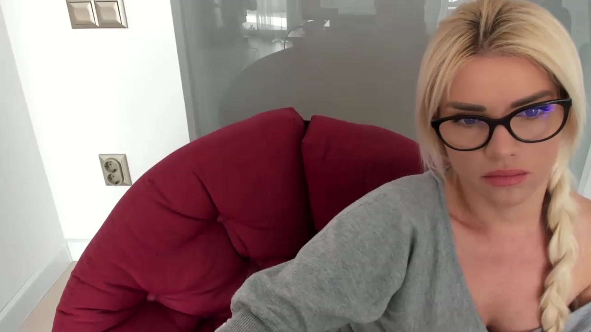 Gallery image thumbnail from Allesia_'s myfreecams stream on, 02/27/2023, 11:59 image 18 of 20