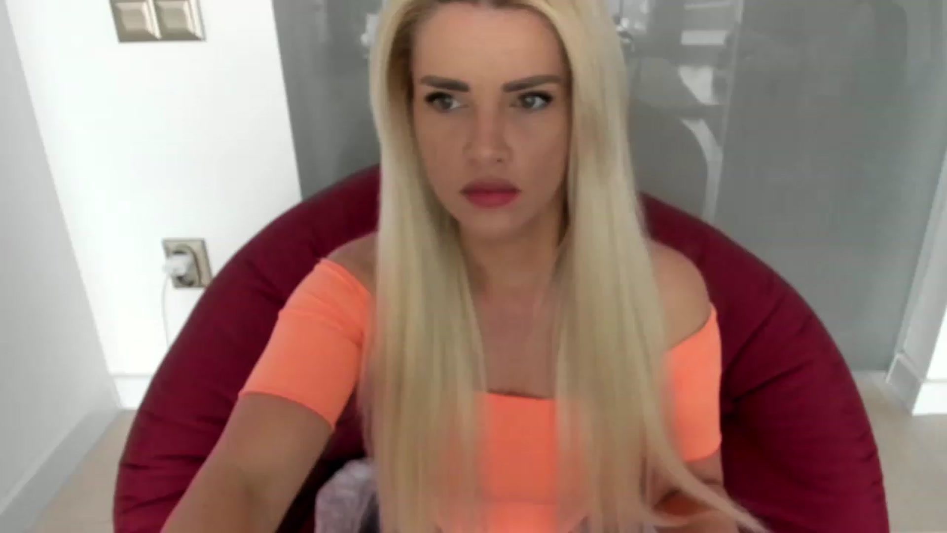 Gallery image thumbnail from Allesia_'s myfreecams stream on, 03/01/2023, 12:26 image 2 of 20