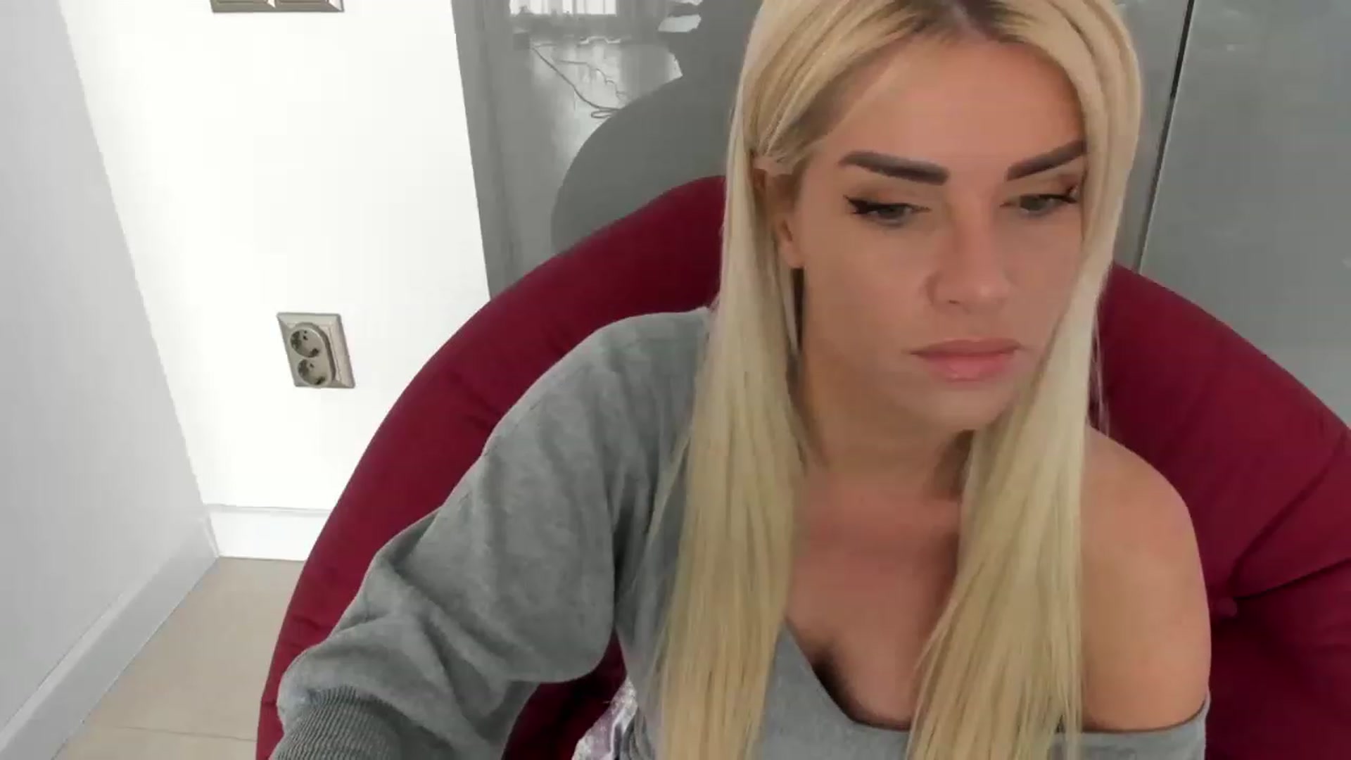 Gallery image thumbnail from Allesia_'s myfreecams stream on, 03/11/2023, 11:04 image 19 of 20