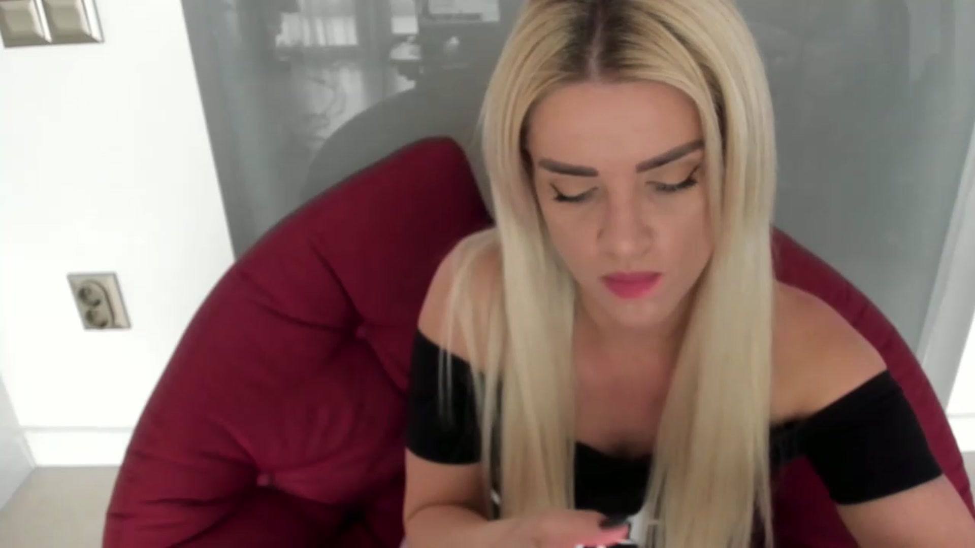 Gallery image thumbnail from Allesia_'s myfreecams stream on, 03/17/2023, 11:00 image 7 of 20