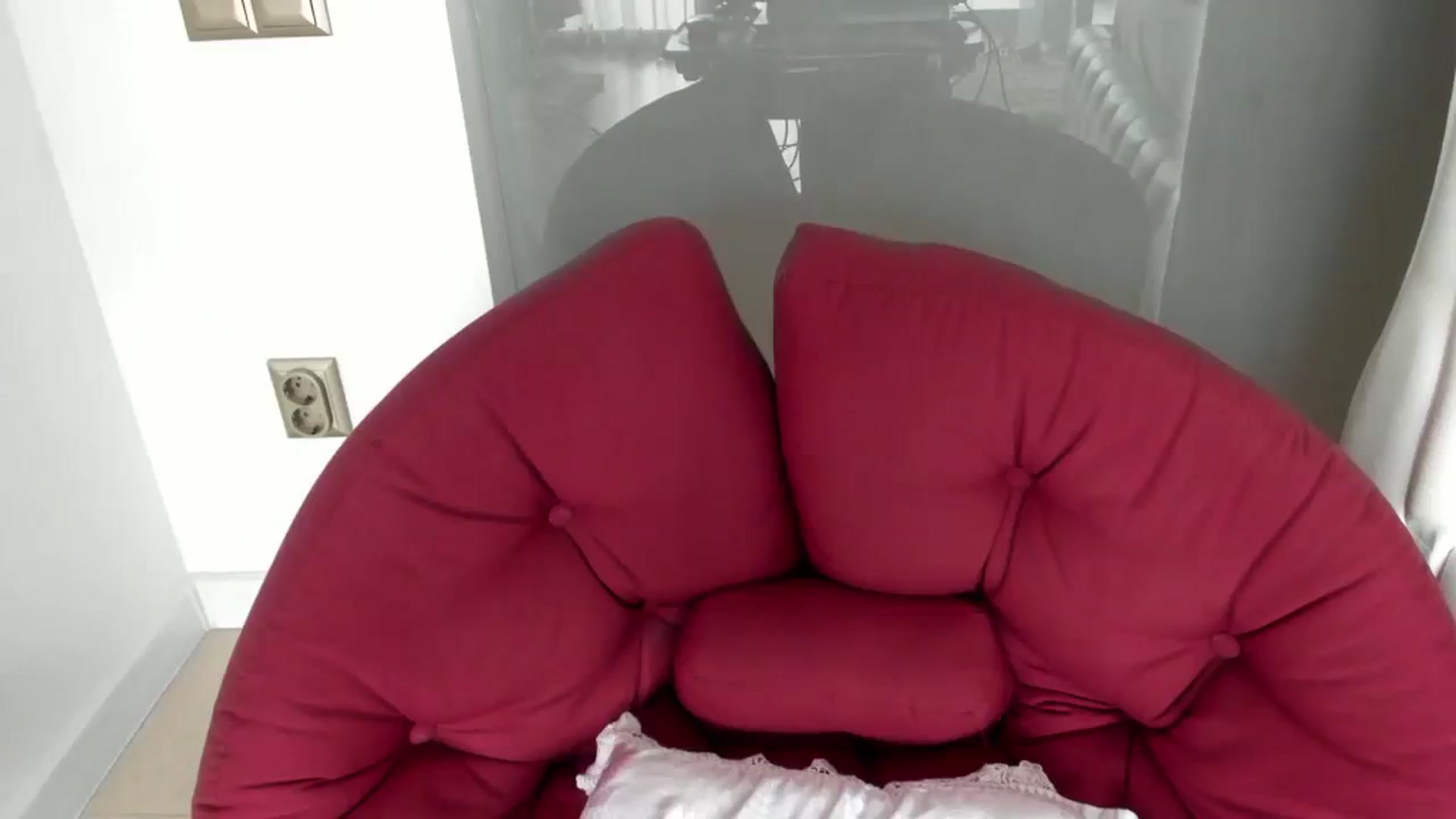 Gallery image thumbnail from Allesia_'s myfreecams stream on, 08/11/2023, 12:17 image 7 of 20