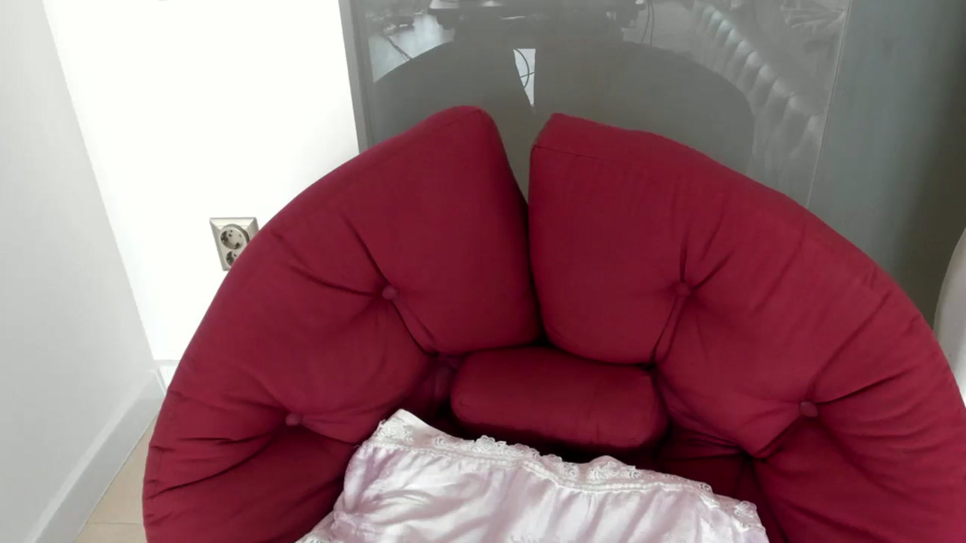 Gallery image thumbnail from Allesia_'s myfreecams stream on, 08/23/2023, 11:32 image 4 of 20