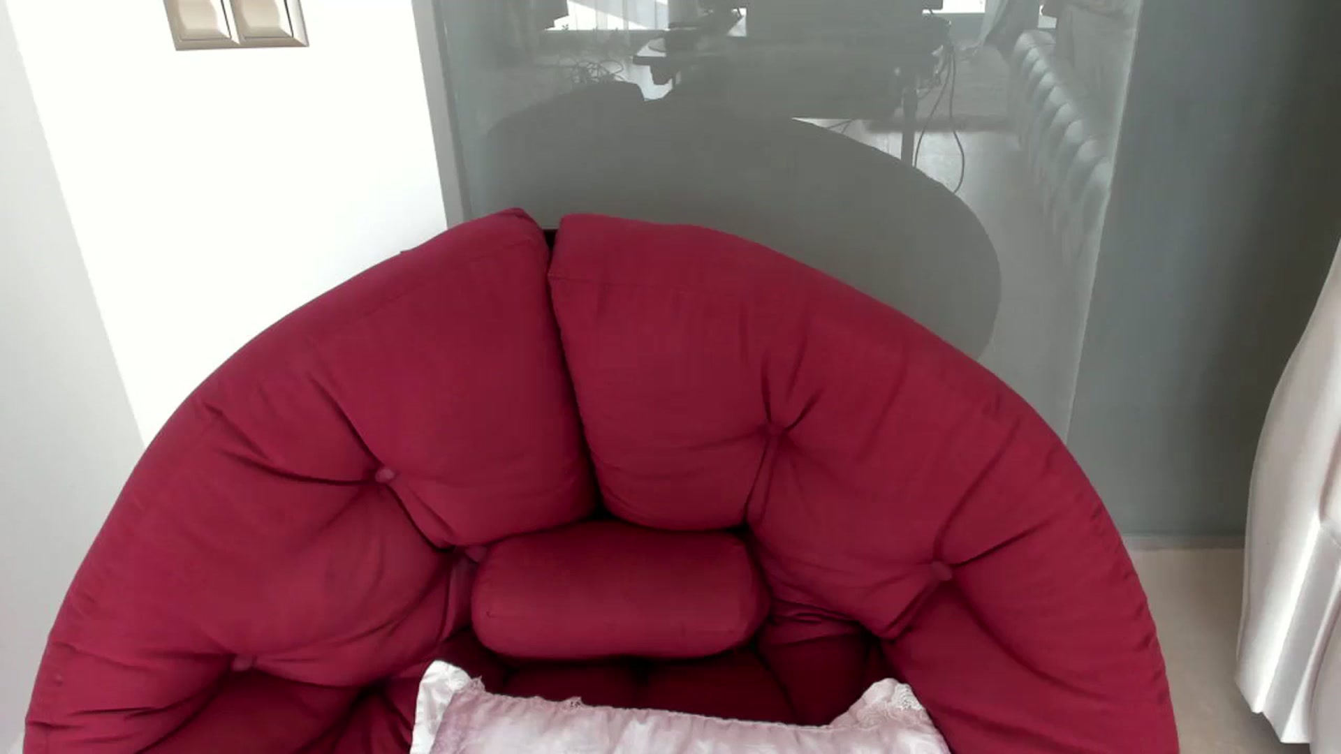 Gallery image thumbnail from Allesia_'s myfreecams stream on, 09/20/2023, 10:14 image 13 of 20