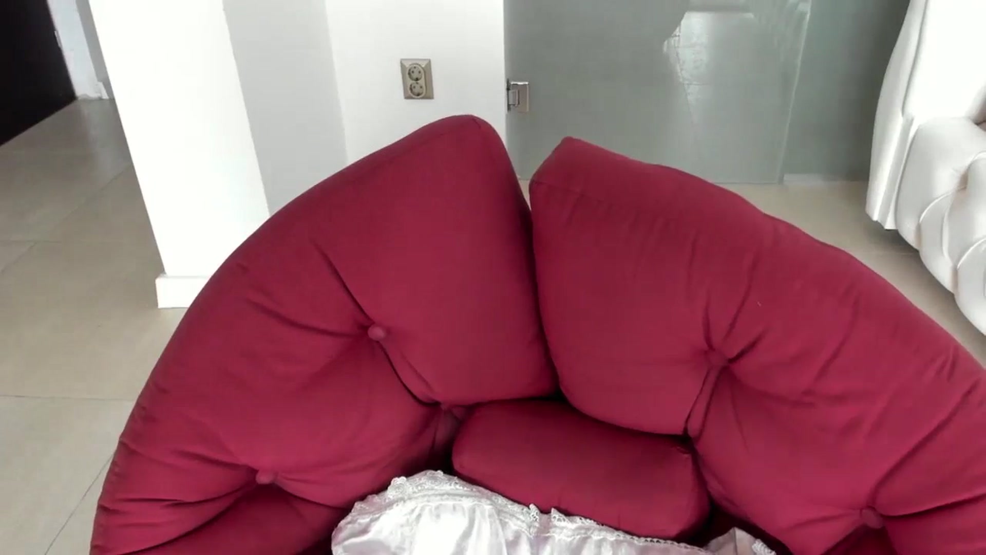 Gallery image thumbnail from Allesia_'s myfreecams stream on, 01/27/2024, 11:28 image 15 of 20