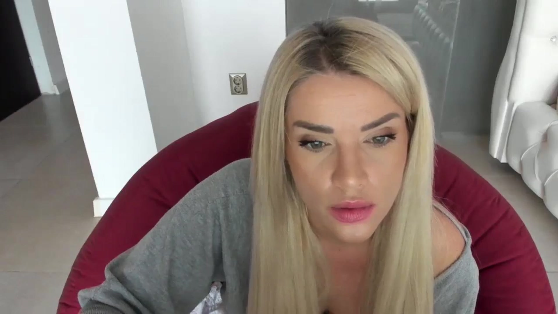 Gallery image thumbnail from Allesia_'s myfreecams stream on, 02/02/2024, 11:15 image 7 of 20