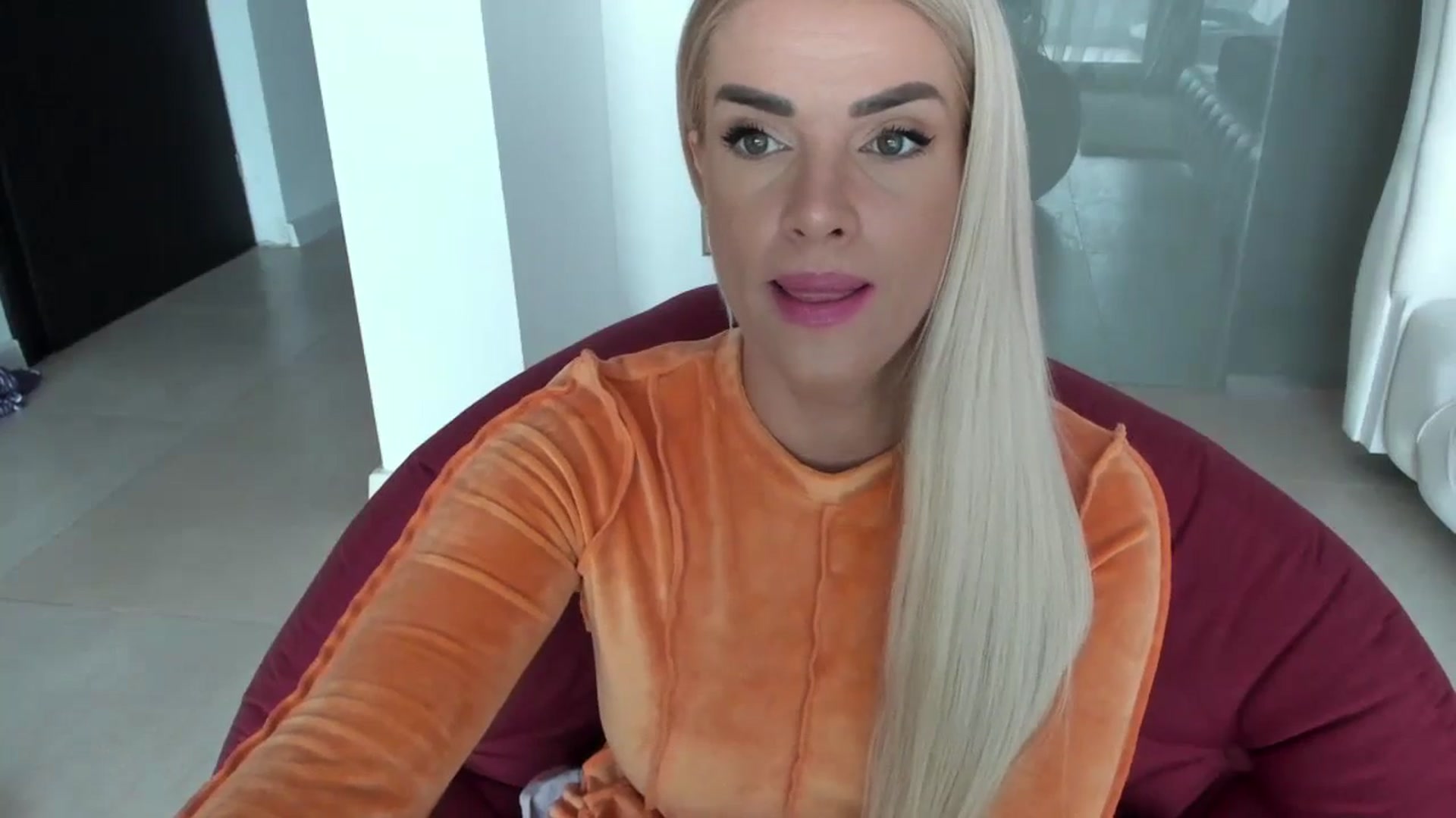 Gallery image thumbnail from Allesia_'s myfreecams stream on, 02/11/2024, 11:28 image 11 of 20