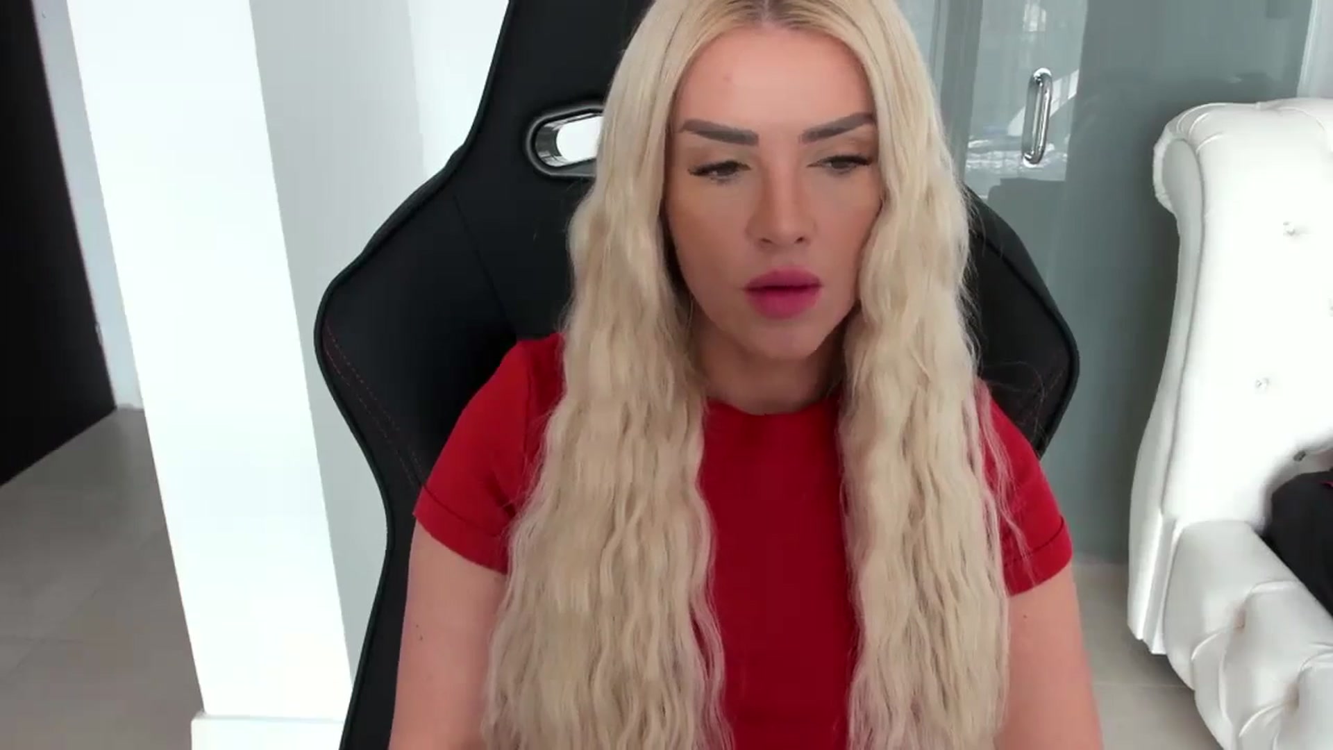 Gallery image thumbnail from Allesia_'s myfreecams stream on, 03/07/2024, 11:13 image 6 of 20