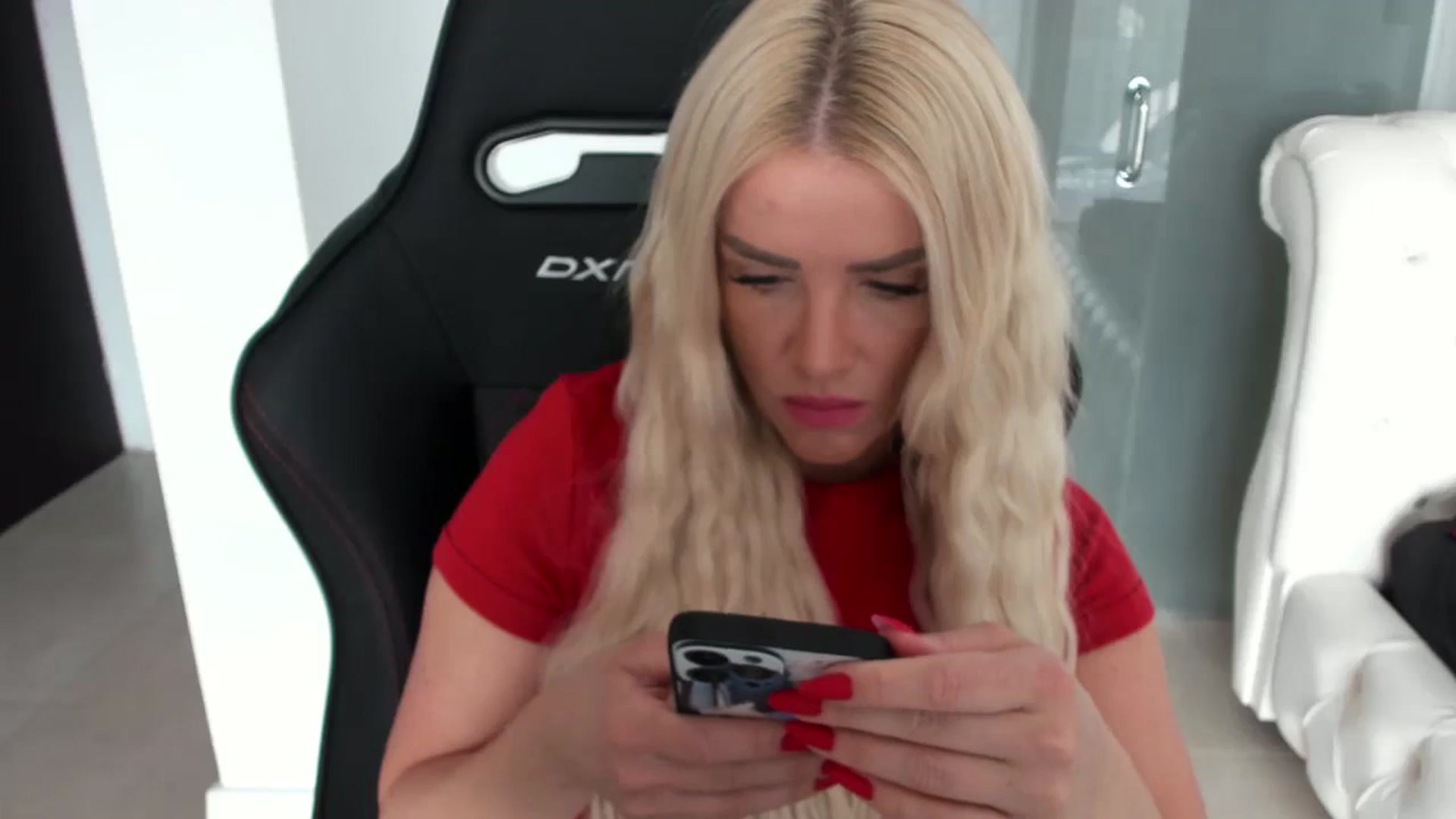 Gallery image thumbnail from Allesia_'s myfreecams stream on, 03/07/2024, 11:13 image 2 of 20