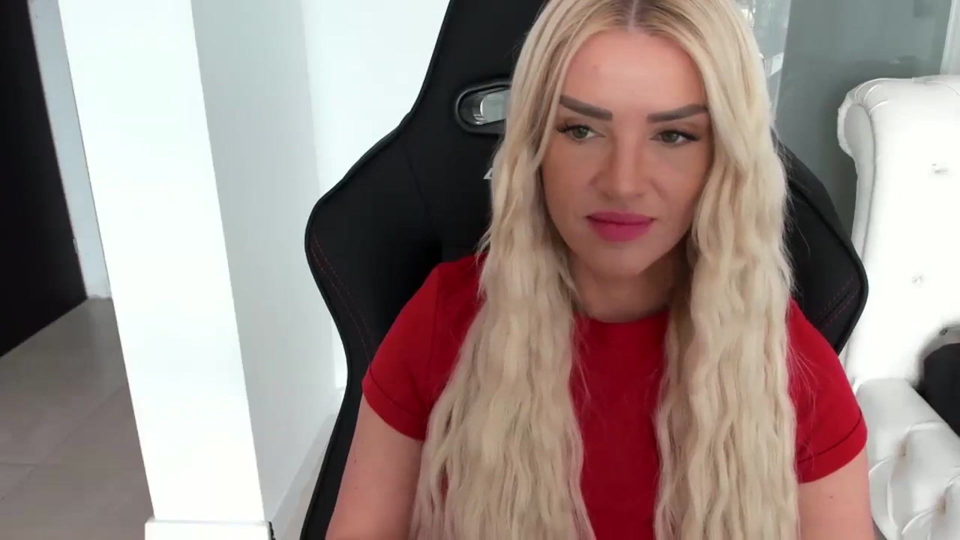 Gallery image thumbnail from Allesia_'s myfreecams stream on, 03/07/2024, 11:13 image 14 of 20