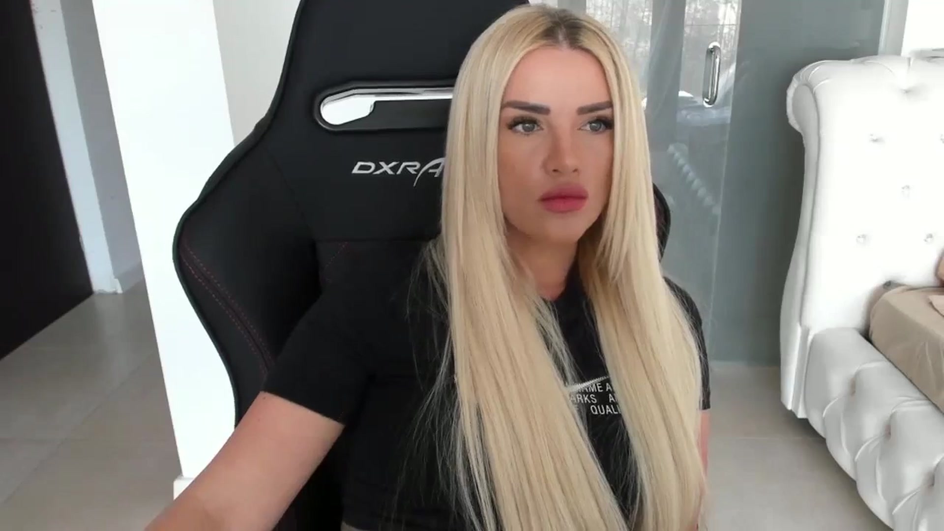 Gallery image thumbnail from Allesia_'s myfreecams stream on, 03/26/2024, 12:17 image 3 of 20