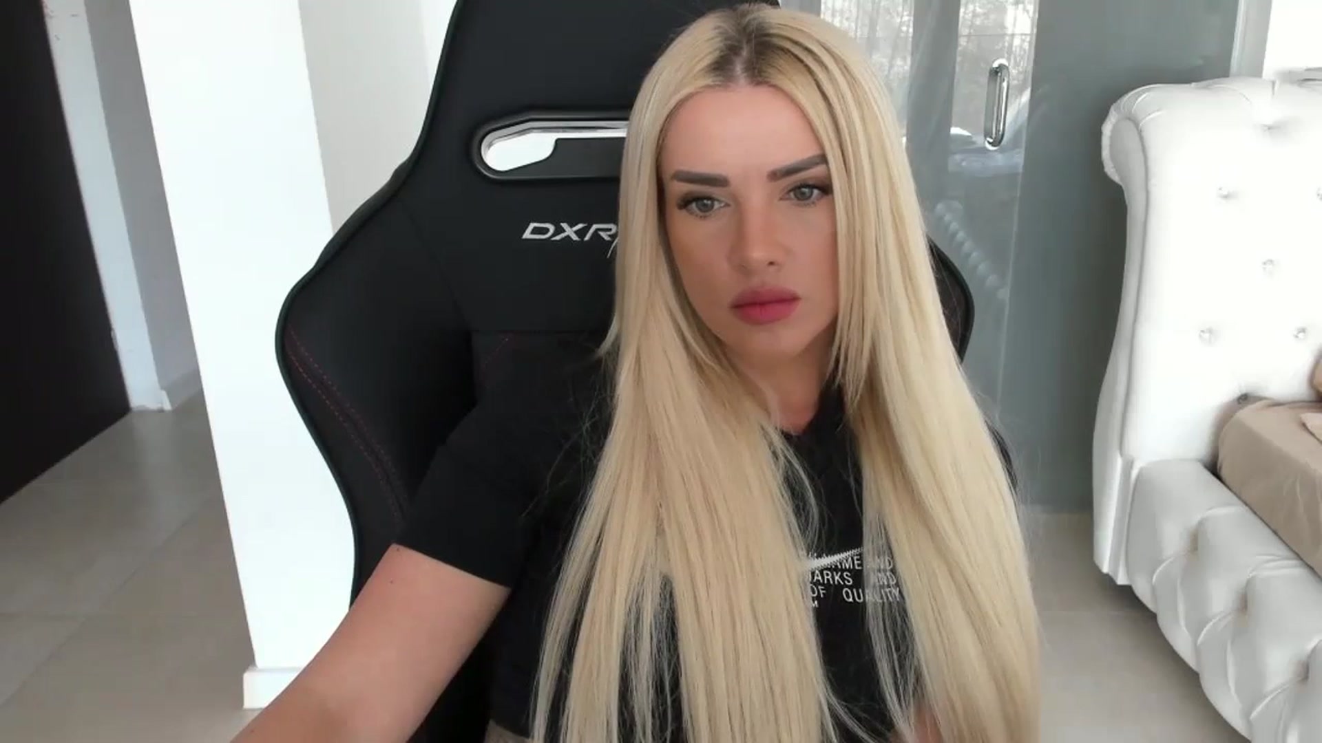 Gallery image thumbnail from Allesia_'s myfreecams stream on, 03/26/2024, 12:17 image 5 of 20