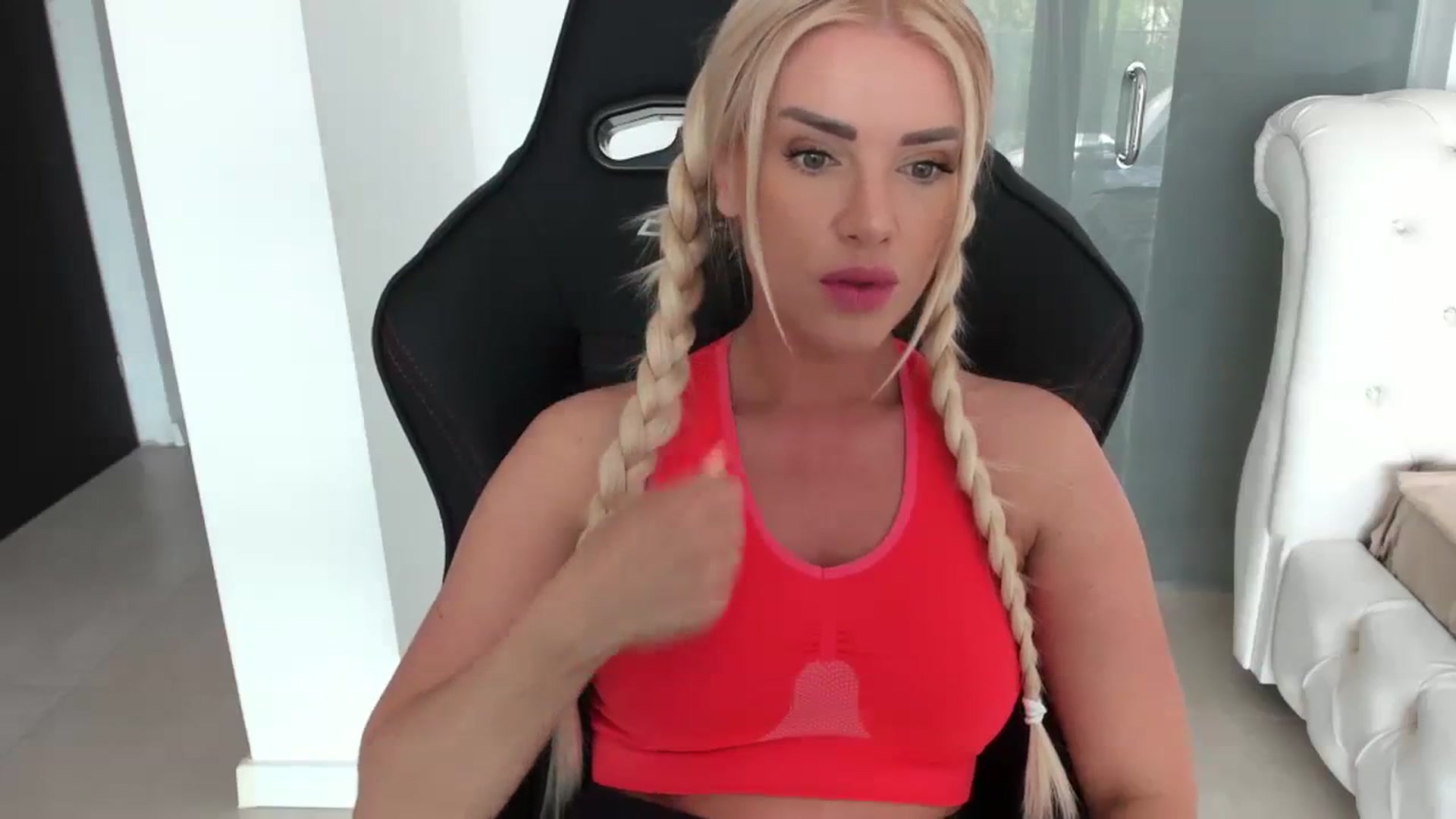 Gallery image thumbnail from Allesia_'s myfreecams stream on, 04/06/2024, 10:53 image 20 of 20