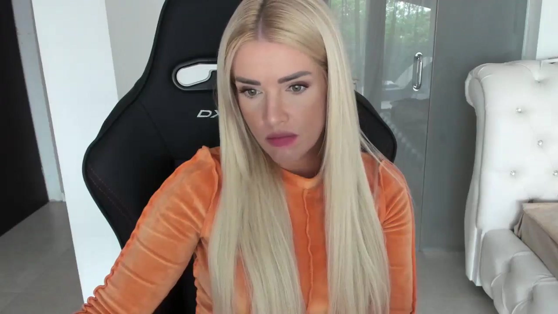 Gallery image thumbnail from Allesia_'s myfreecams stream on, 04/22/2024, 10:31 image 9 of 20