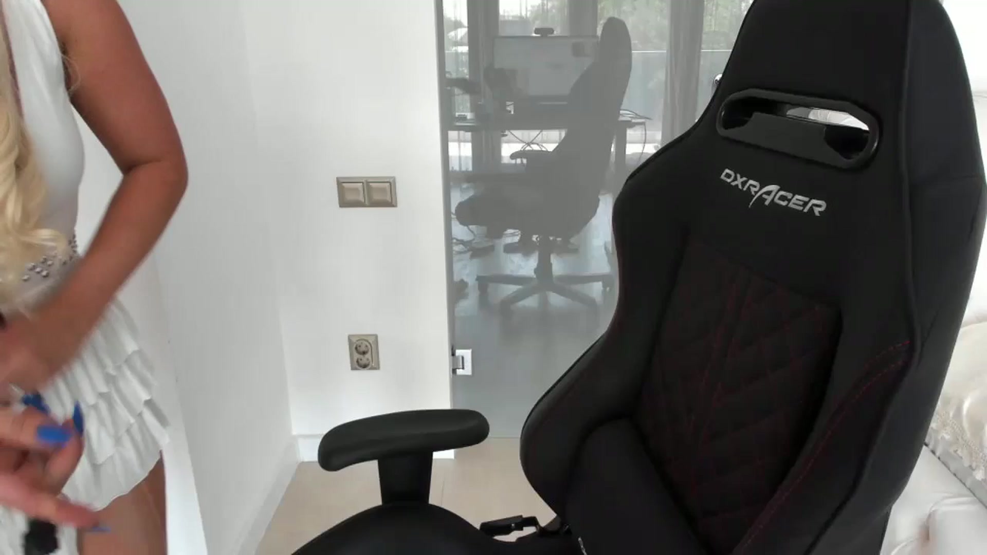 Gallery image thumbnail from Allesia_'s myfreecams stream on, 07/18/2024, 11:08 image 1 of 20