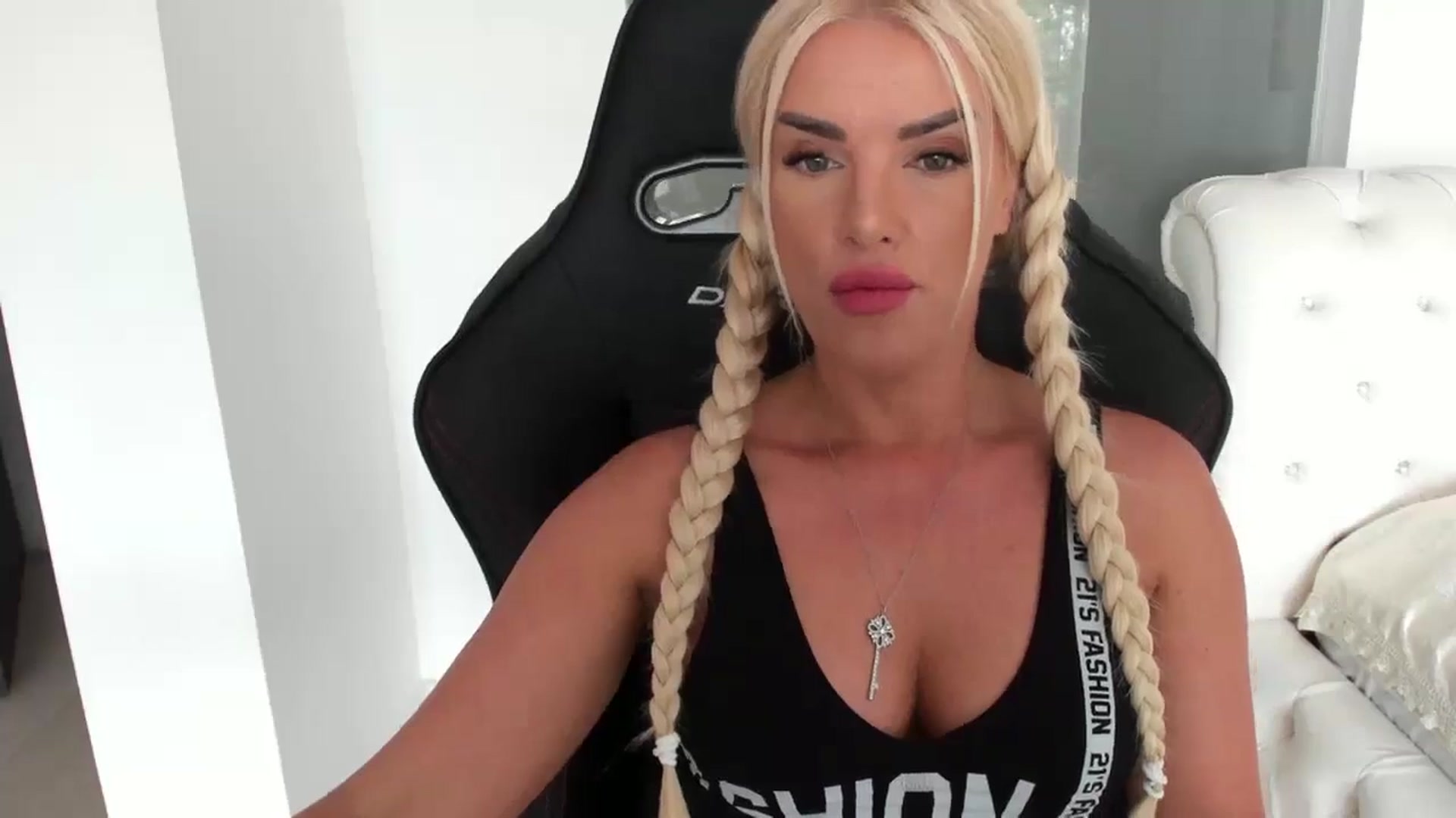 Gallery image thumbnail from Allesia_'s myfreecams stream on, 07/25/2024, 09:21 image 20 of 20