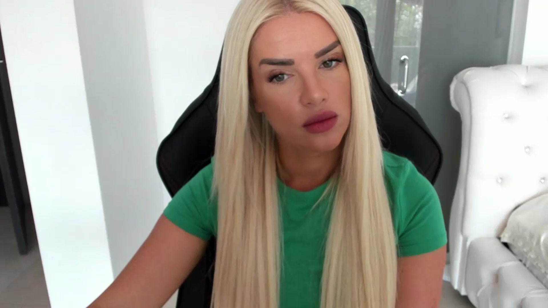 Gallery image thumbnail from Allesia_'s myfreecams stream on, 07/30/2024, 09:05 image 20 of 20