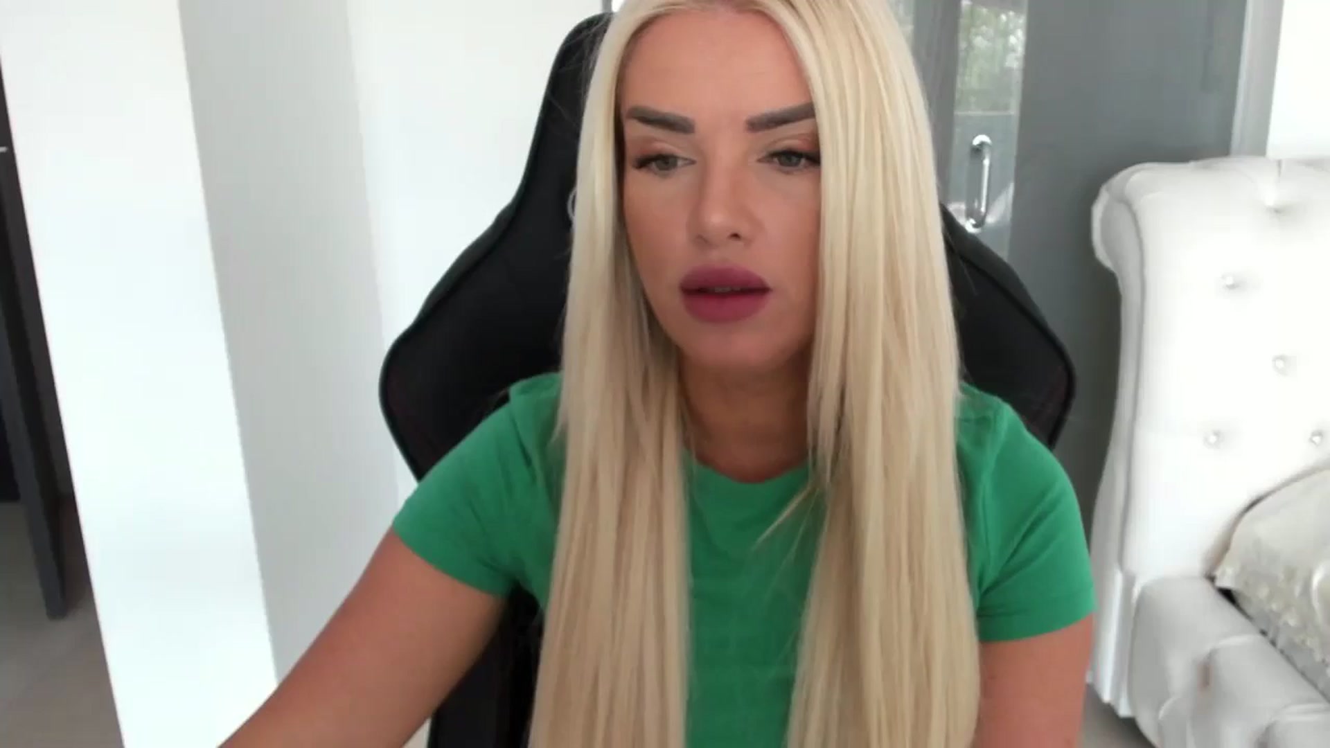Gallery image thumbnail from Allesia_'s myfreecams stream on, 07/30/2024, 09:05 image 19 of 20