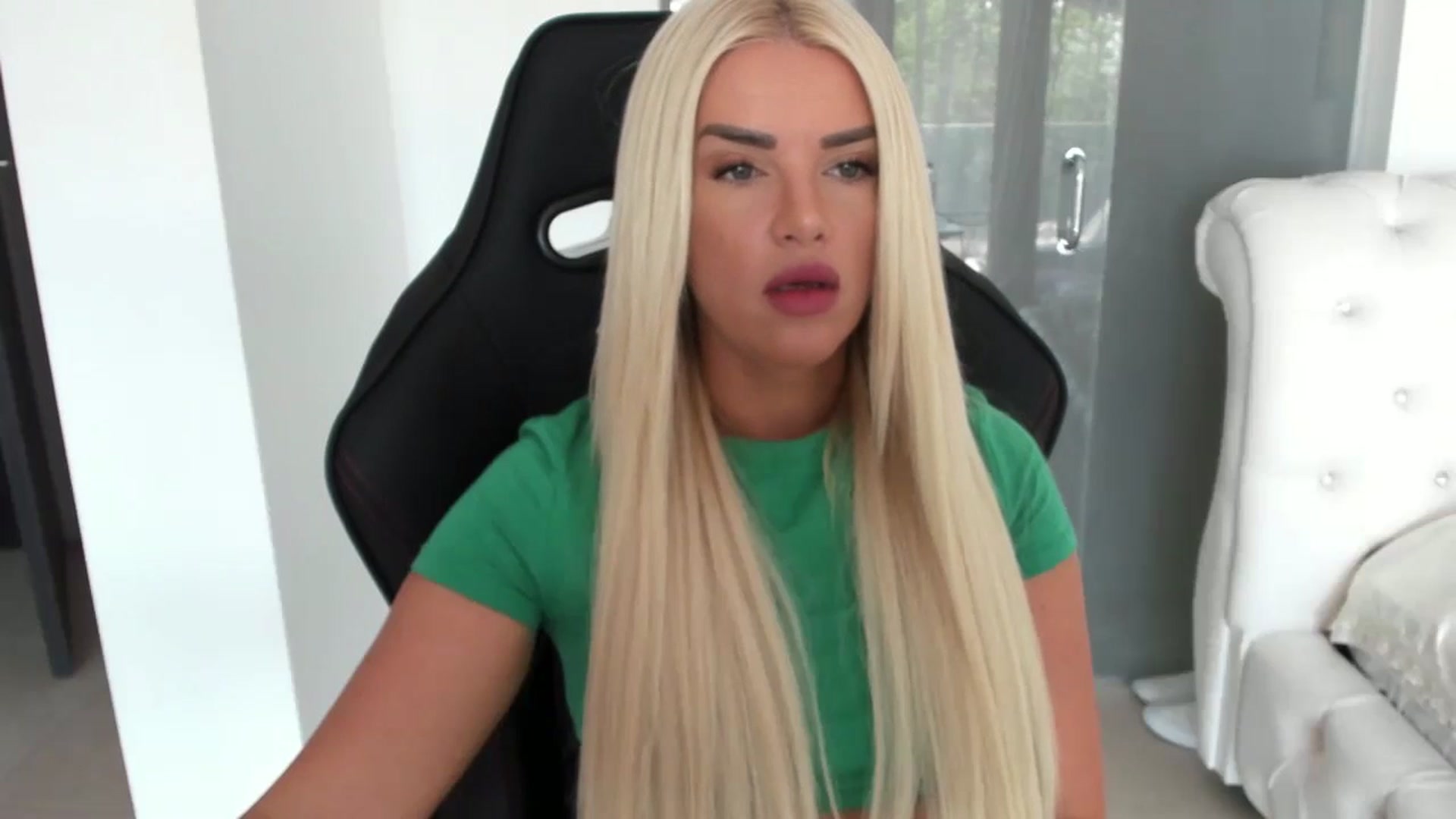 Gallery image thumbnail from Allesia_'s myfreecams stream on, 07/30/2024, 11:11 image 3 of 20
