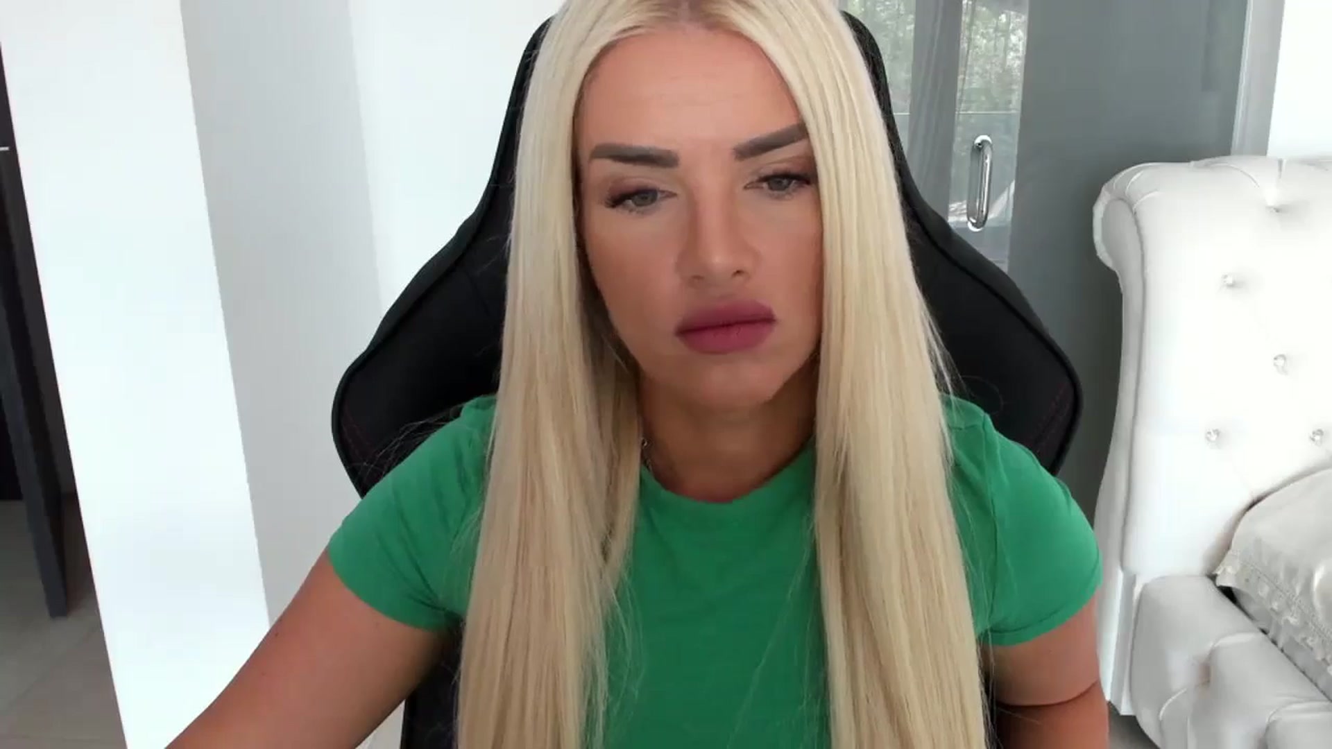 Gallery image thumbnail from Allesia_'s myfreecams stream on, 07/30/2024, 11:11 image 7 of 20