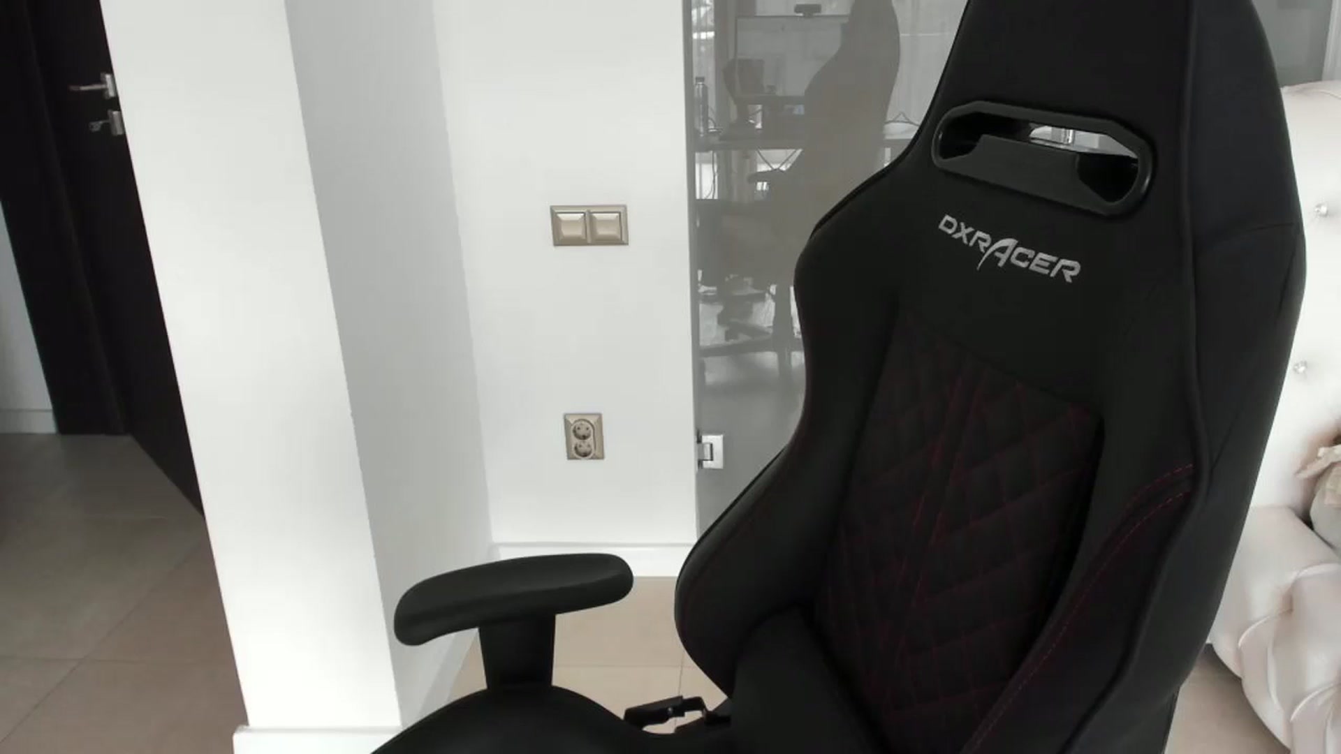 Gallery image thumbnail from Allesia_'s myfreecams stream on, 08/28/2024, 08:13 image 16 of 20