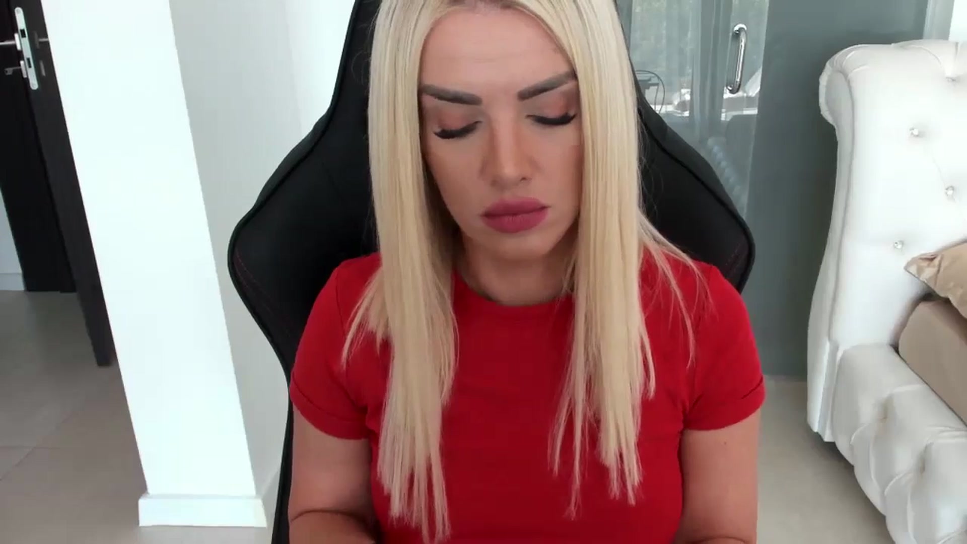 Gallery image thumbnail from Allesia_'s myfreecams stream on, 10/26/2024, 10:59 image 20 of 20