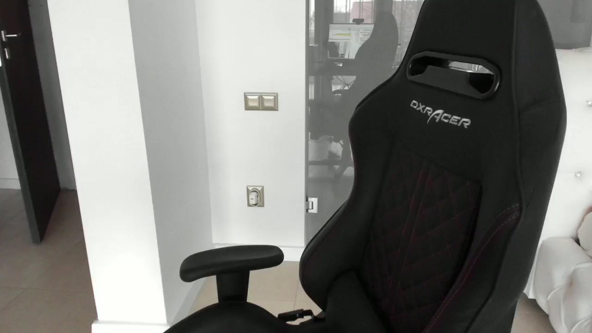 Gallery image thumbnail from Allesia_'s myfreecams stream on, 12/10/2024, 11:47 image 13 of 20