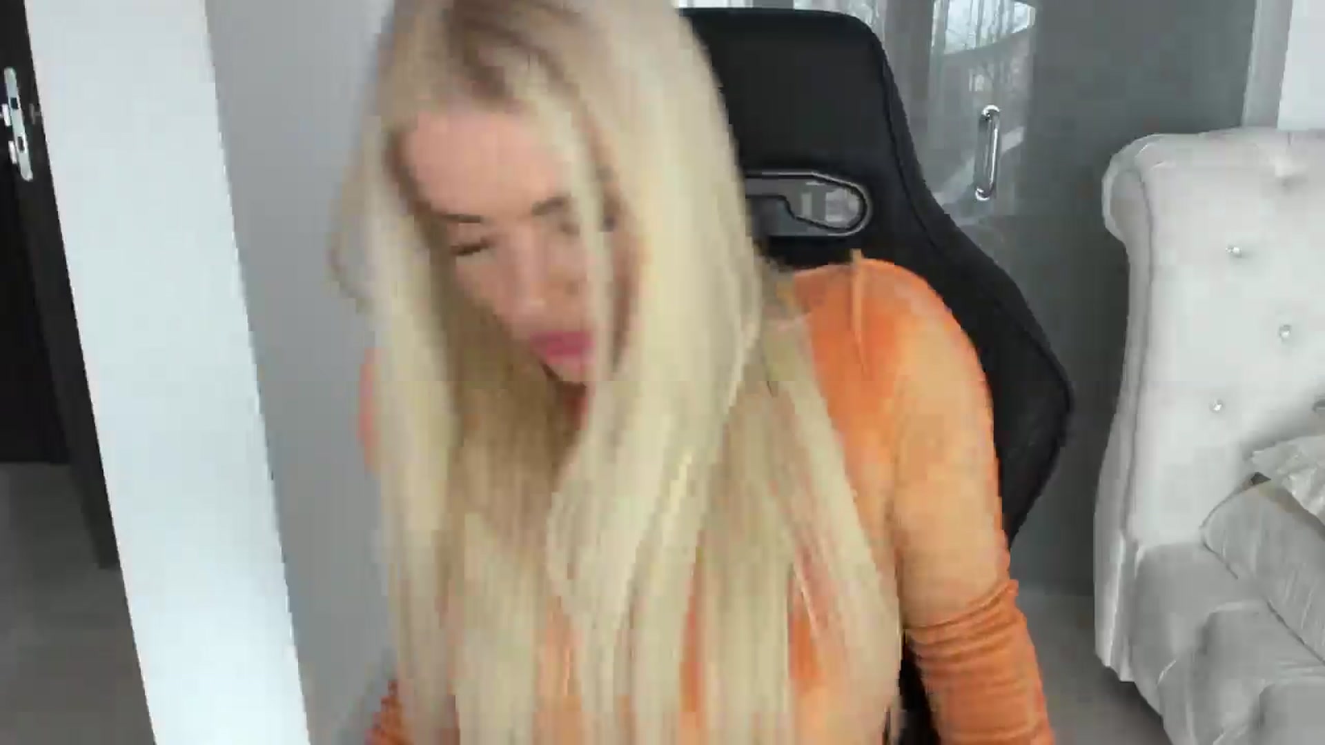 Gallery image thumbnail from Allesia_'s myfreecams stream on, 12/27/2024, 11:32 image 14 of 20