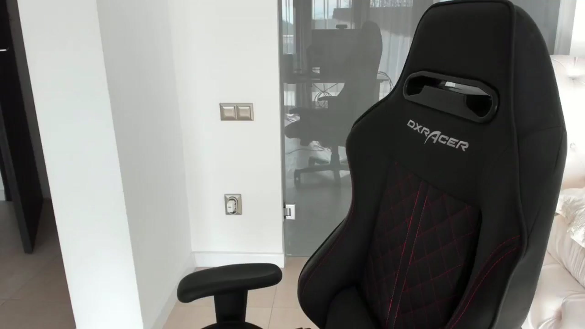 Gallery image thumbnail from Allesia_'s myfreecams stream on, 01/06/2025, 09:50 image 8 of 20