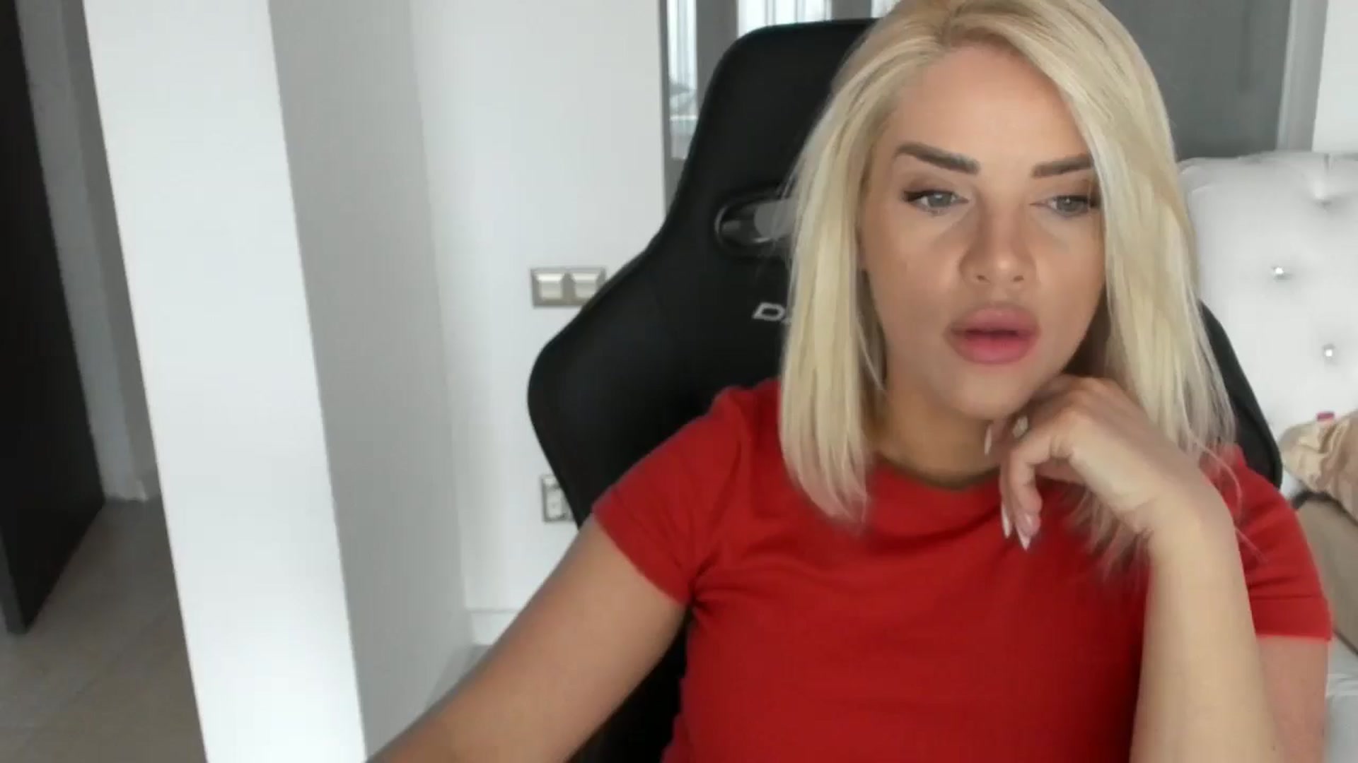 Gallery image thumbnail from Allesia_'s myfreecams stream on, 01/31/2025, 10:28 image 1 of 20