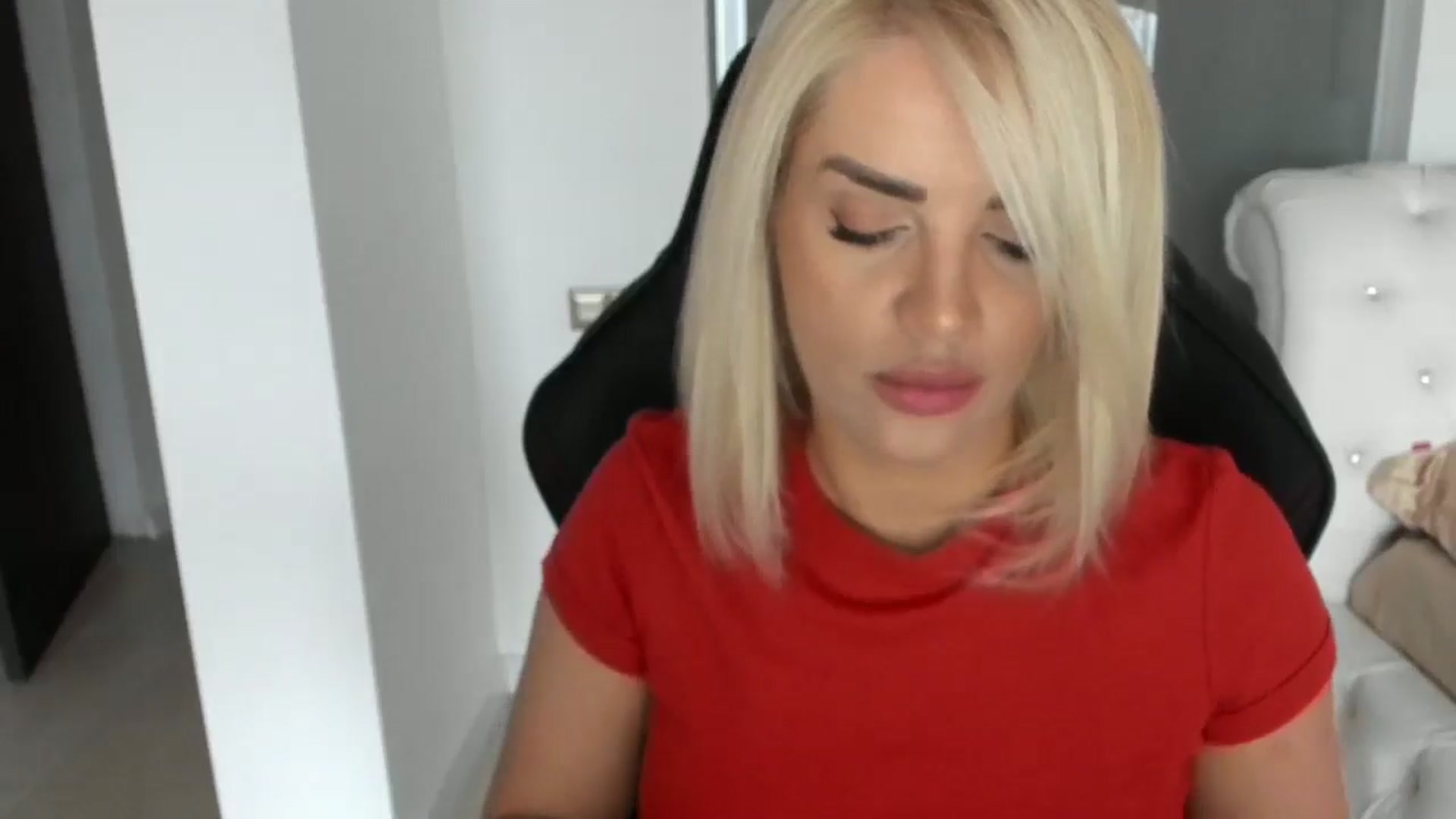 Gallery image thumbnail from Allesia_'s myfreecams stream on, 01/31/2025, 10:28 image 4 of 20