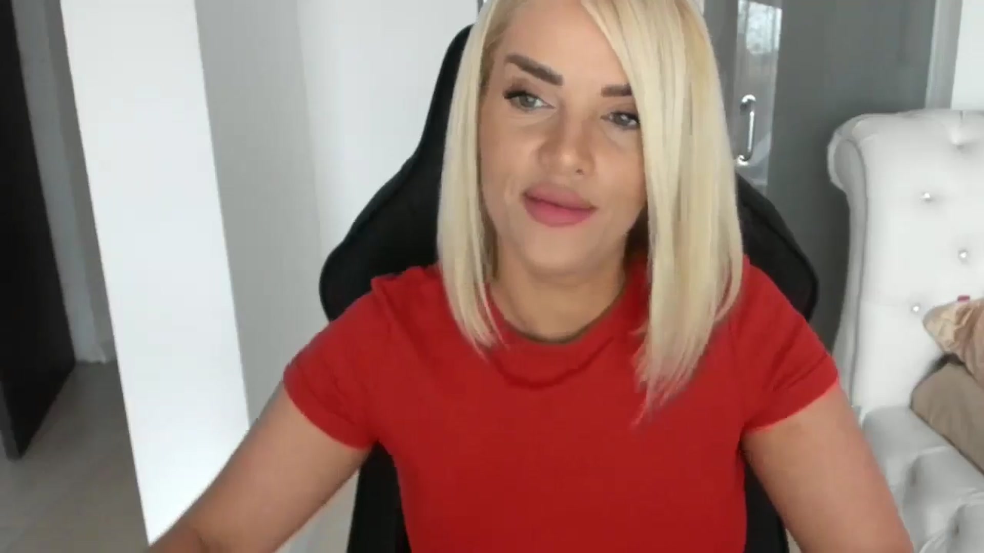 Gallery image thumbnail from Allesia_'s myfreecams stream on, 01/31/2025, 10:28 image 14 of 20