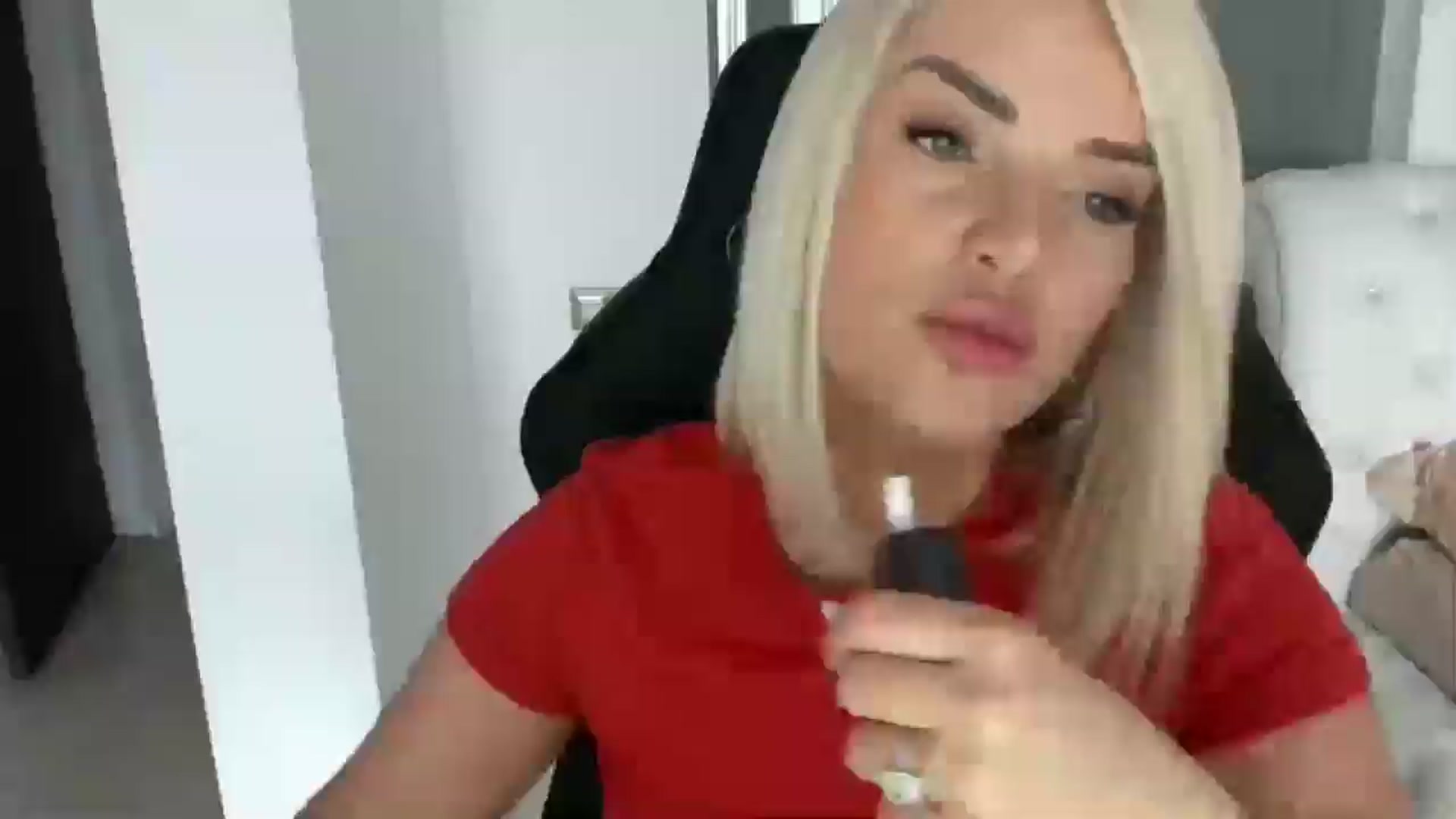 Gallery image thumbnail from Allesia_'s myfreecams stream on, 01/31/2025, 10:28 image 6 of 20