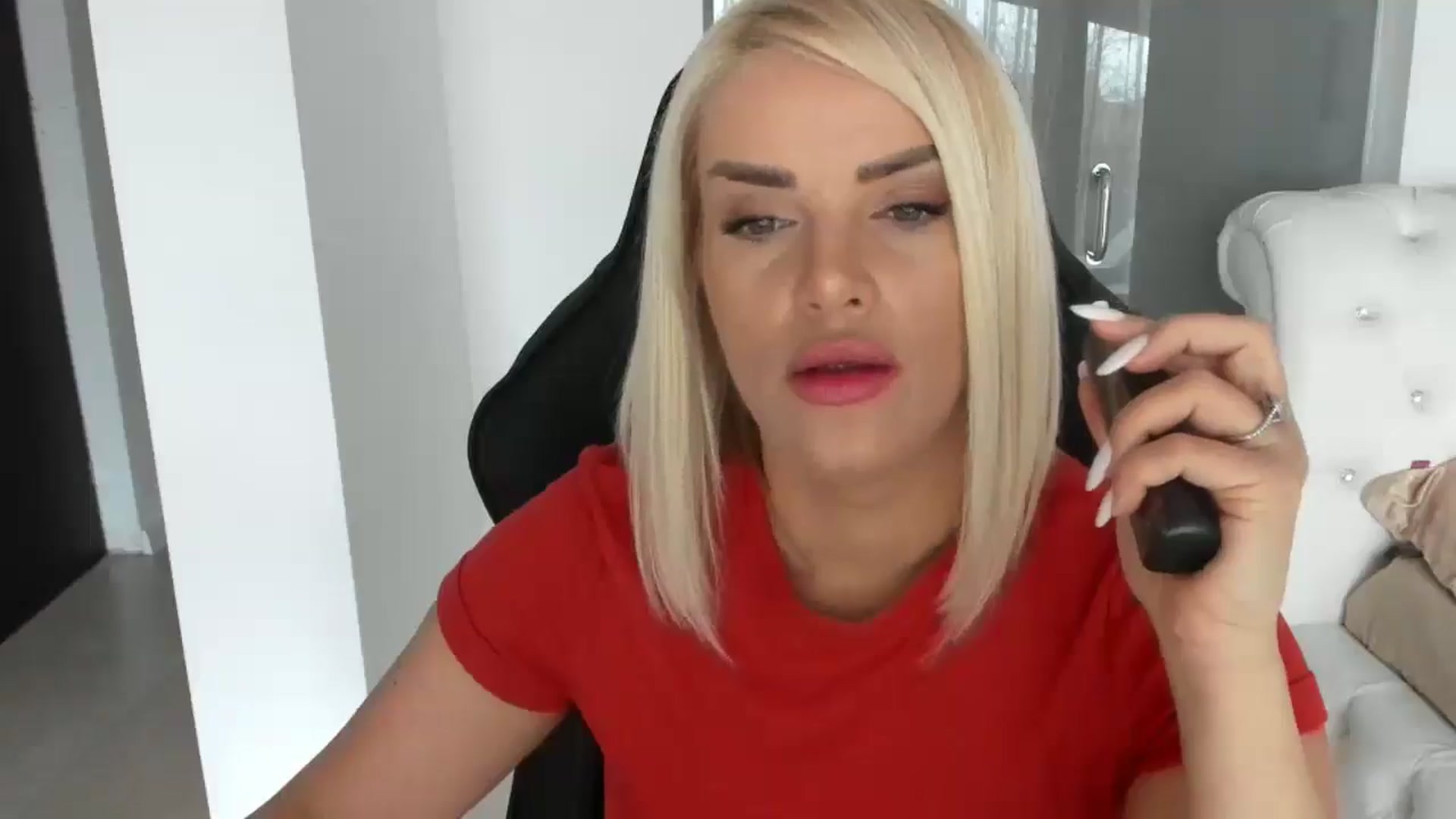 Gallery image thumbnail from Allesia_'s myfreecams stream on, 01/31/2025, 11:42 image 19 of 20
