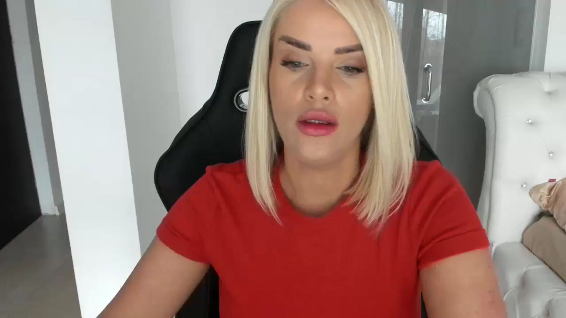Gallery image thumbnail from Allesia_'s myfreecams stream on, 01/31/2025, 11:42 image 1 of 20