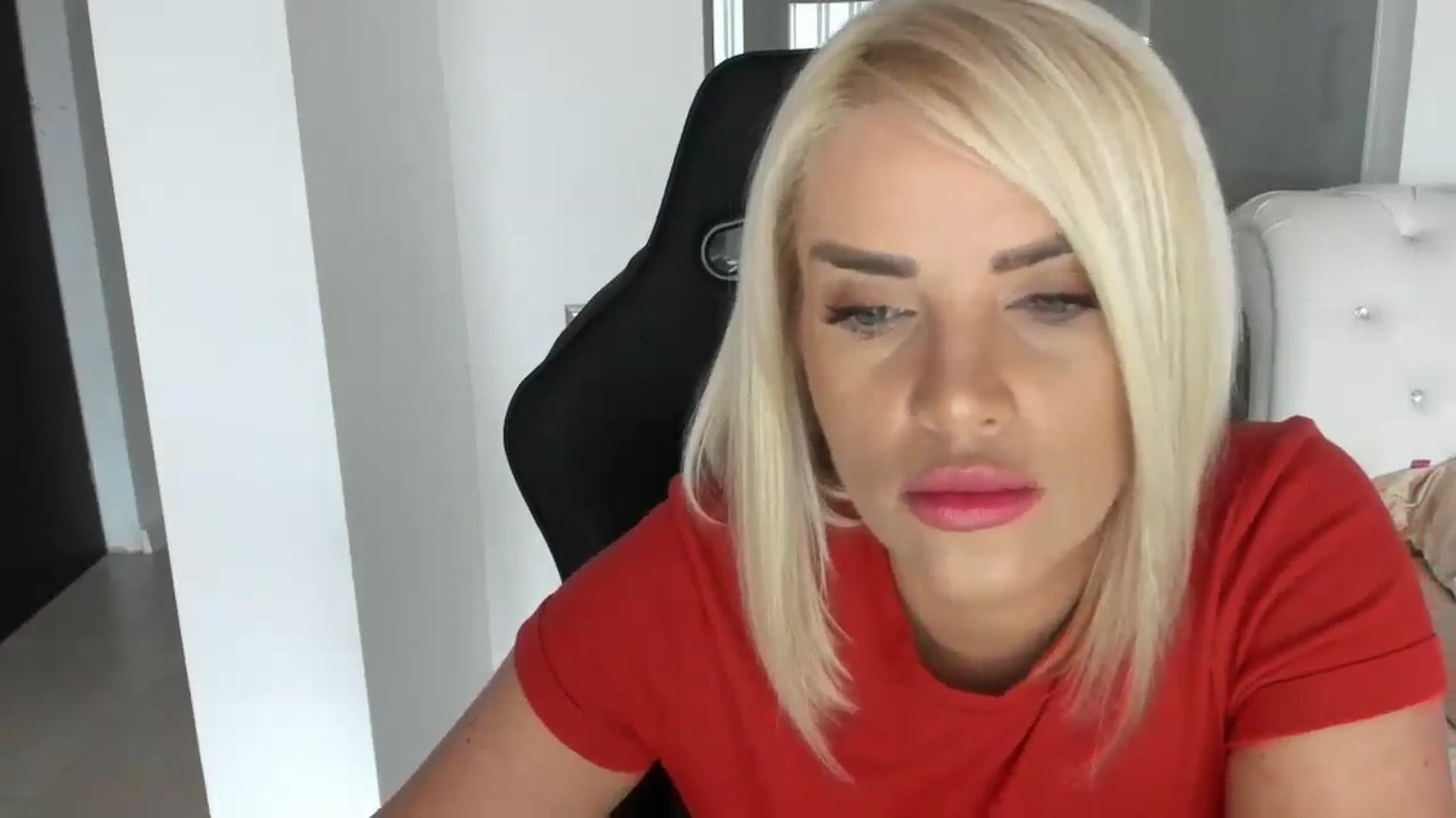 Gallery image thumbnail from Allesia_'s myfreecams stream on, 01/31/2025, 11:42 image 3 of 20