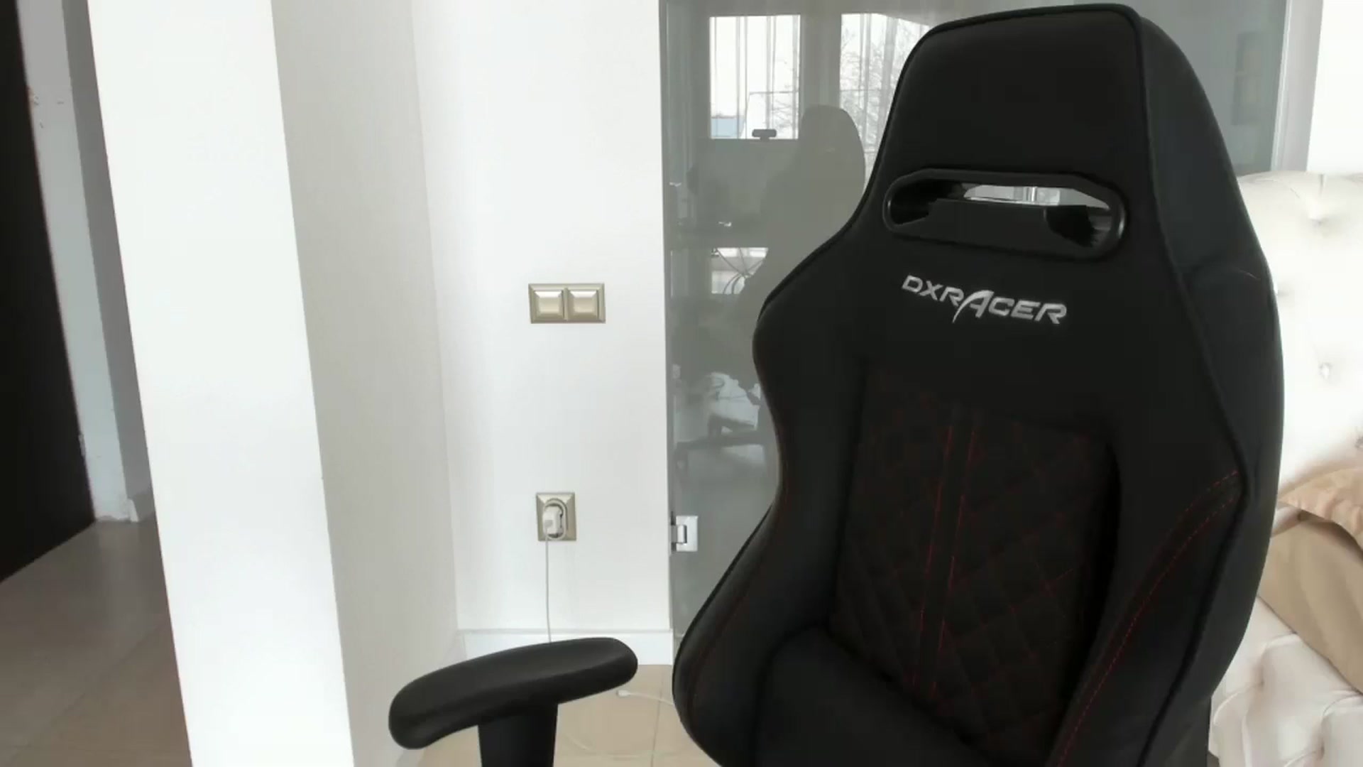 Gallery image thumbnail from Allesia_'s myfreecams stream on, 02/19/2025, 11:36 image 12 of 20