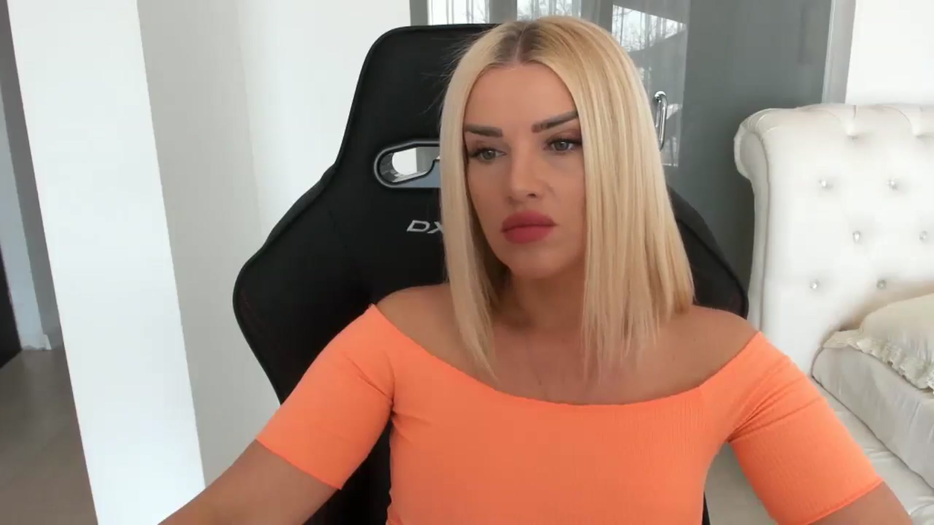 Gallery image thumbnail from Allesia_'s myfreecams stream on, 03/07/2025, 11:15 image 5 of 20