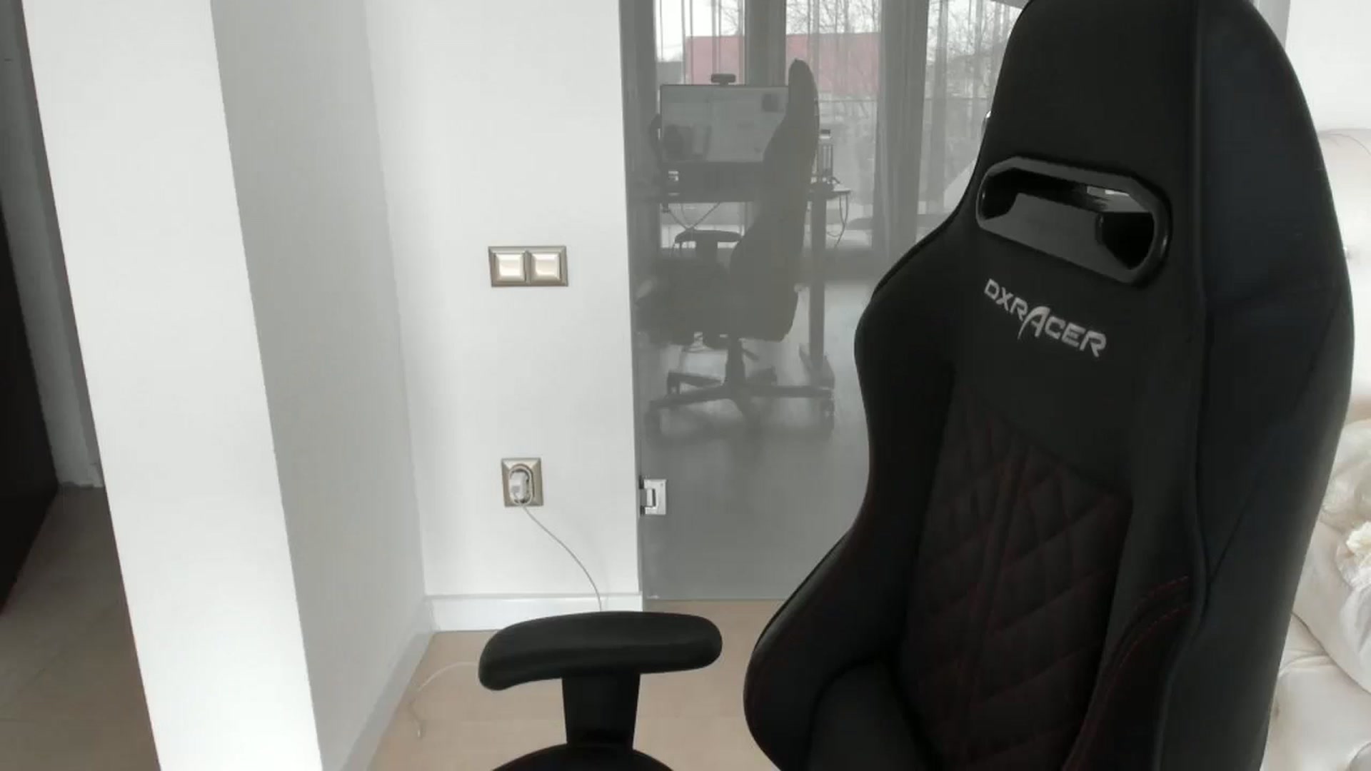 Gallery image thumbnail from Allesia_'s myfreecams stream on, 03/28/2025, 10:30 image 19 of 20