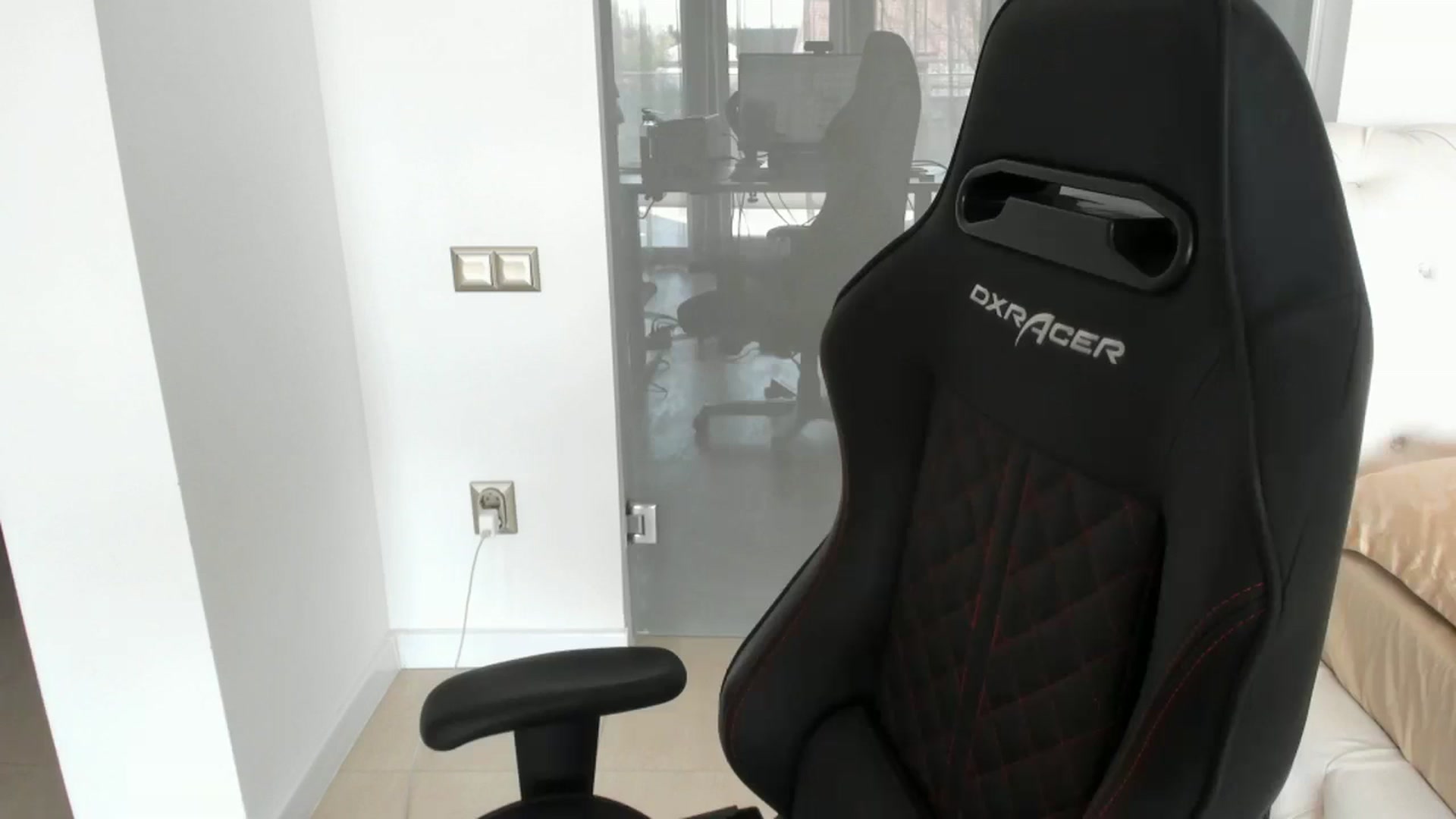 Gallery image thumbnail from Allesia_'s myfreecams stream on, 04/05/2025, 10:44 image 11 of 20