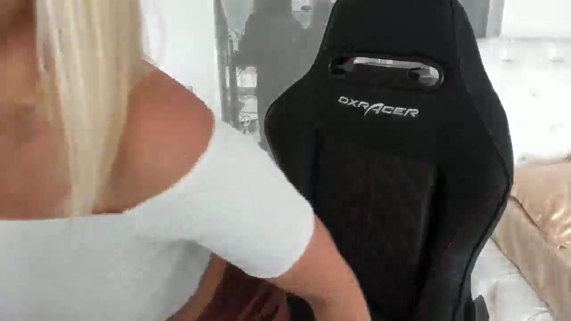 Gallery image thumbnail from Allesia_'s myfreecams stream on, 05/09/2025, 10:10 image 12 of 20