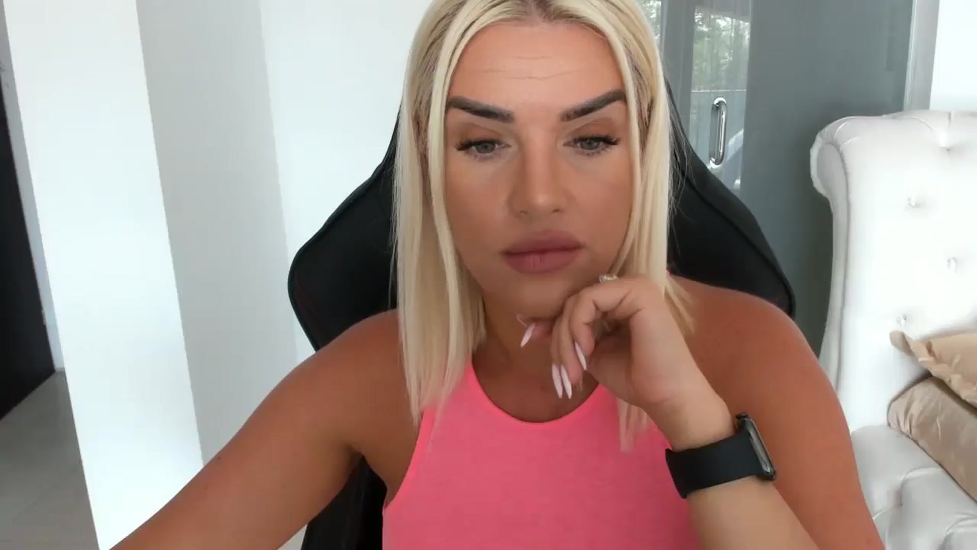 Gallery image thumbnail from Allesia_'s myfreecams stream on, 07/26/2025, 09:53 image 9 of 20