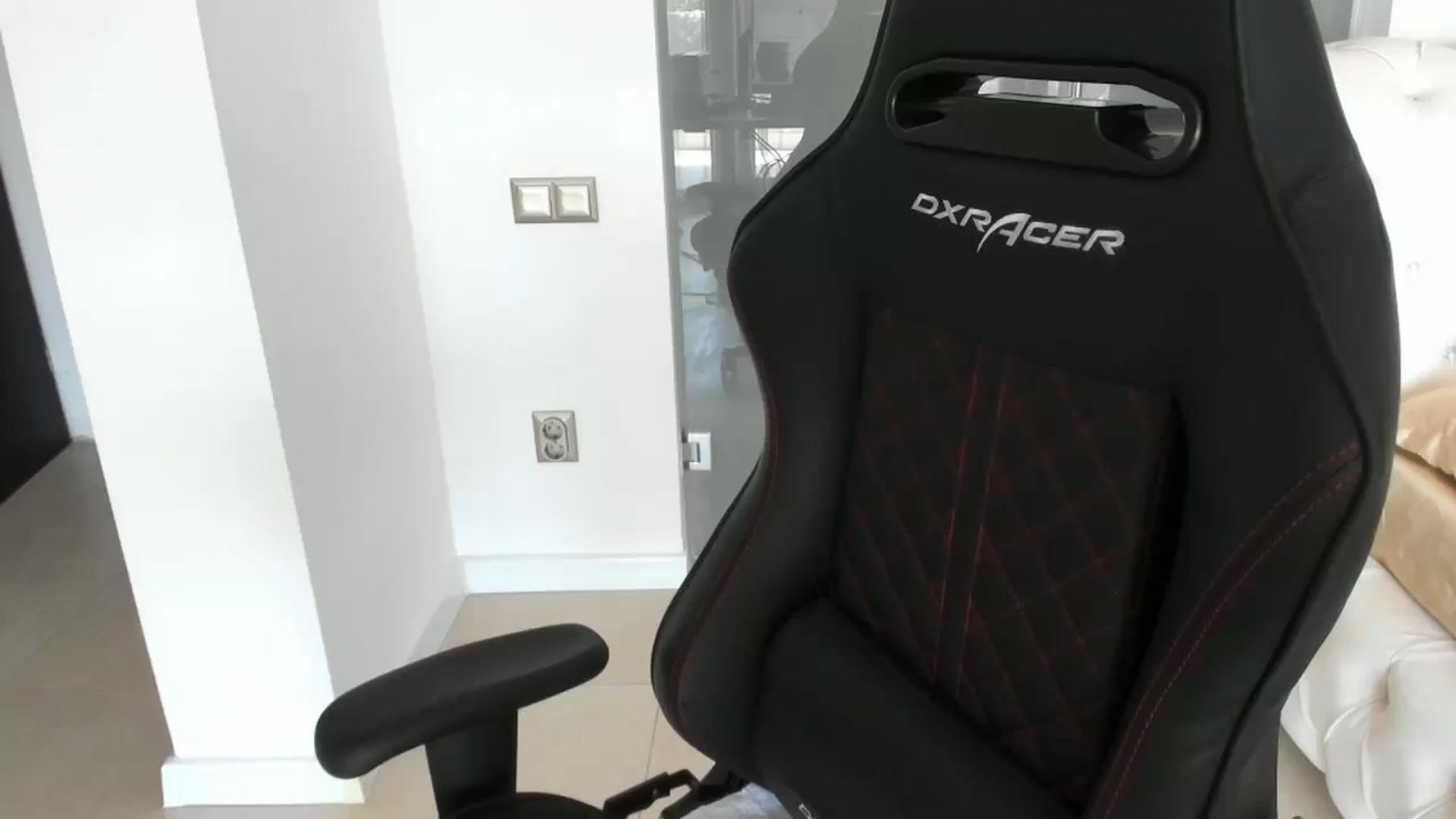 Gallery image thumbnail from Allesia_'s myfreecams stream on, 07/27/2025, 10:34 image 13 of 20