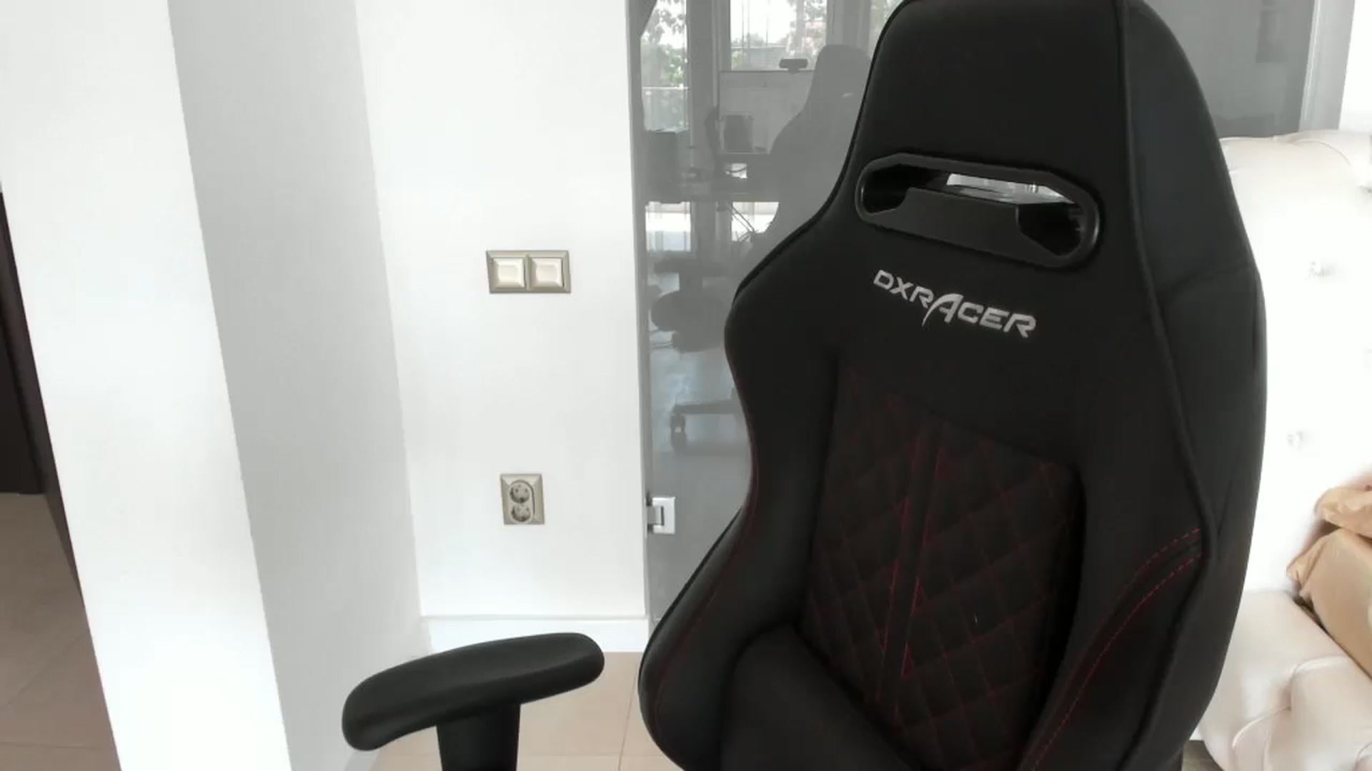 Gallery image thumbnail from Allesia_'s myfreecams stream on, 08/03/2025, 10:11 image 11 of 20