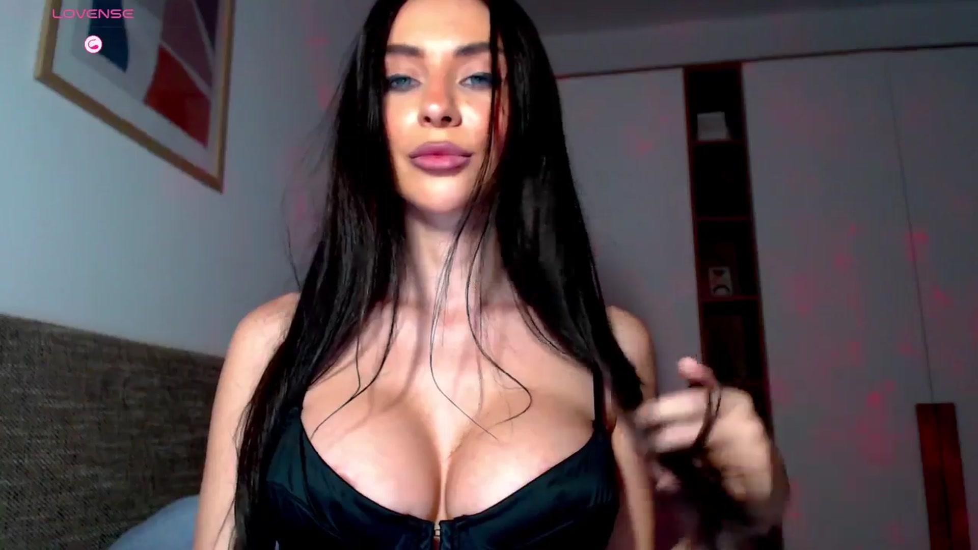 Gallery image thumbnail from AlliBday's myfreecams stream on, 03/03/2026, 19:50 image 17 of 20